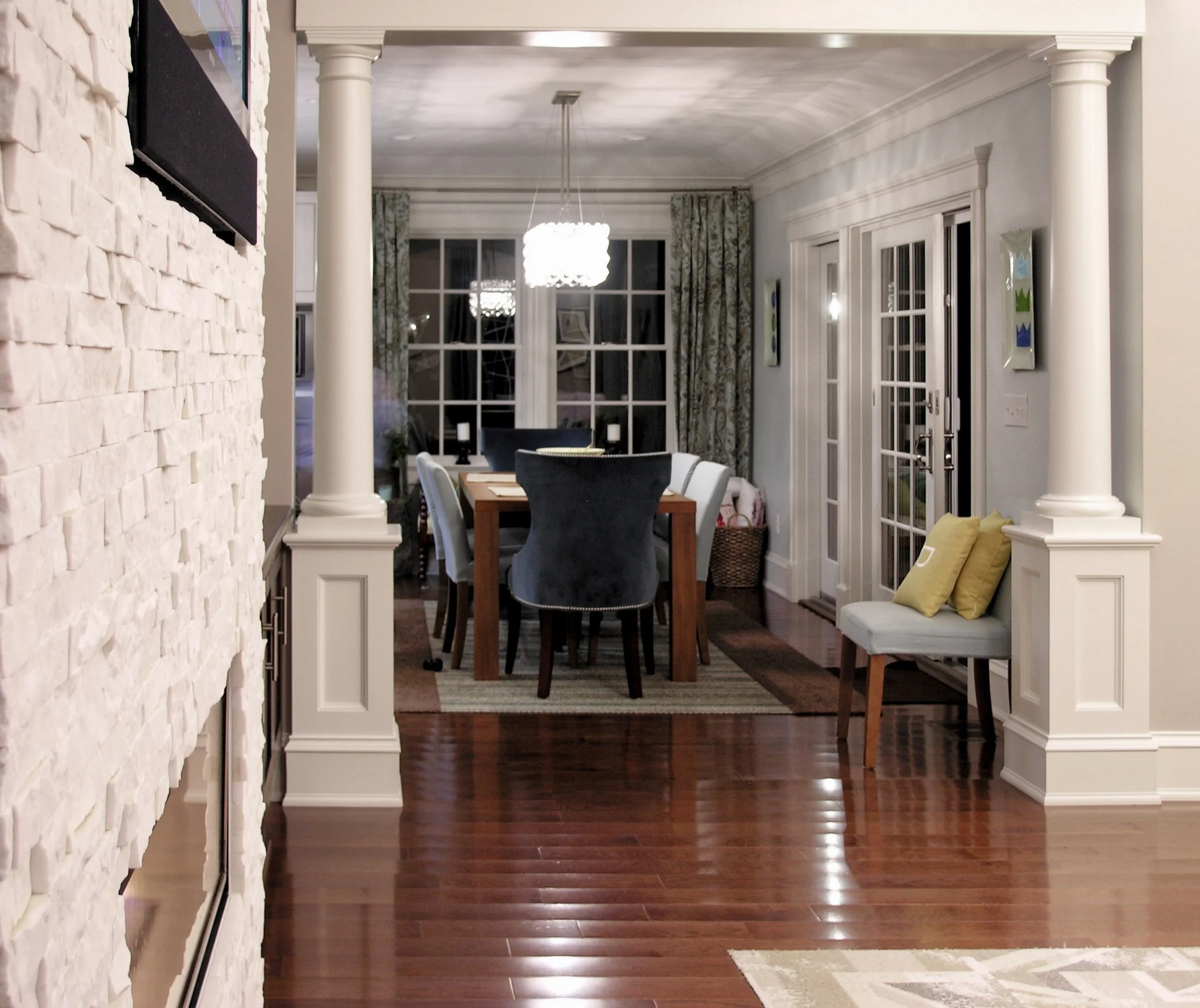 interior columns_ThorStudios.jpg