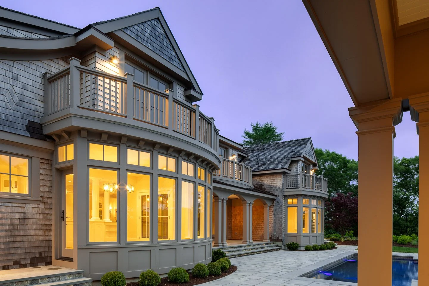 Briggs-curved balcony at dusk.jpg