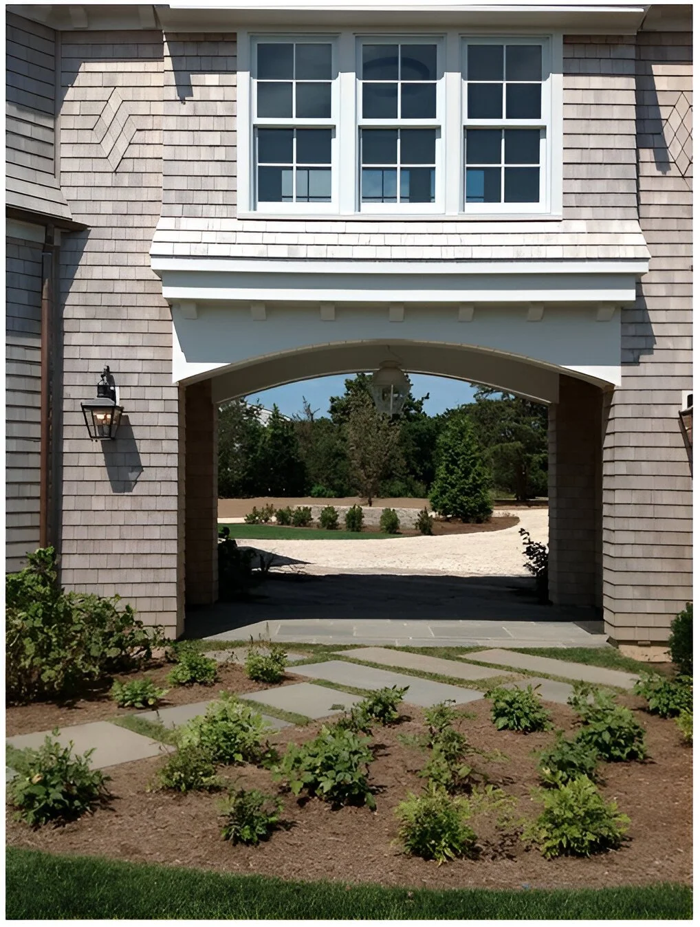 Shingle Style drive under.jpg