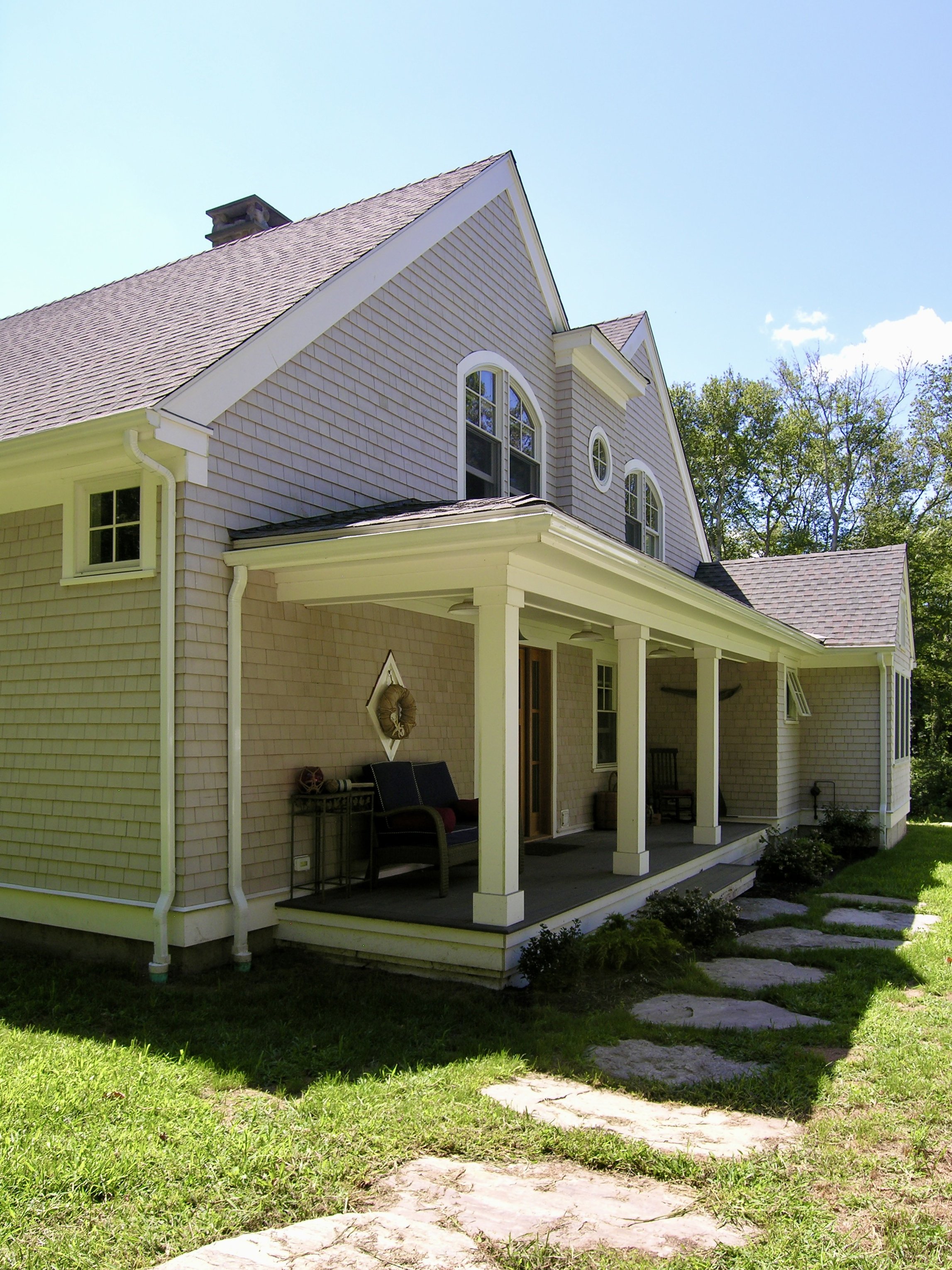 tiverton_porch entry2.jpg