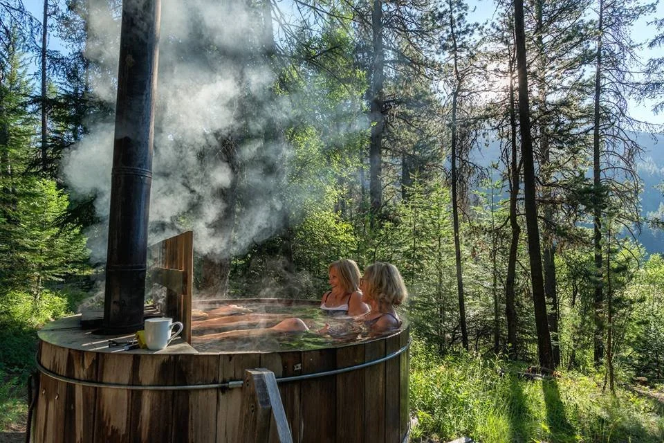Minam_hottub.jpg