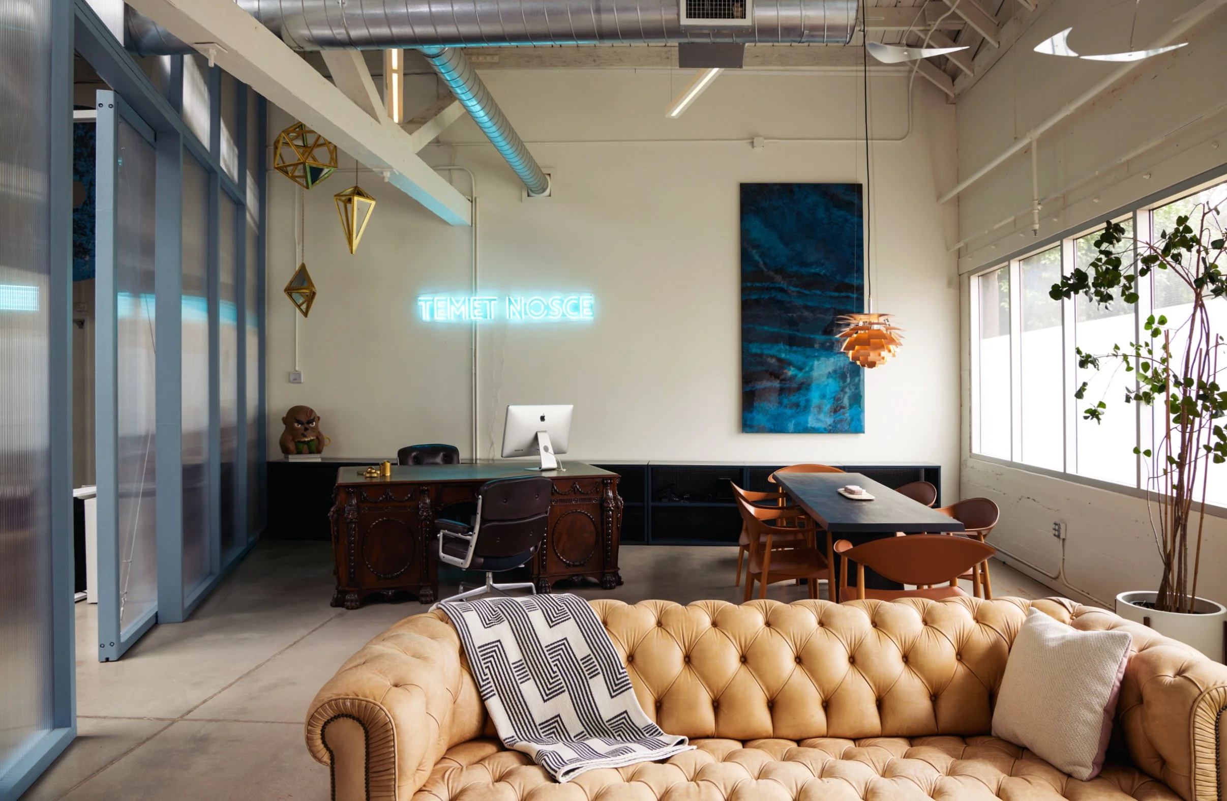 StormLight_Office_7214_LJ.jpg