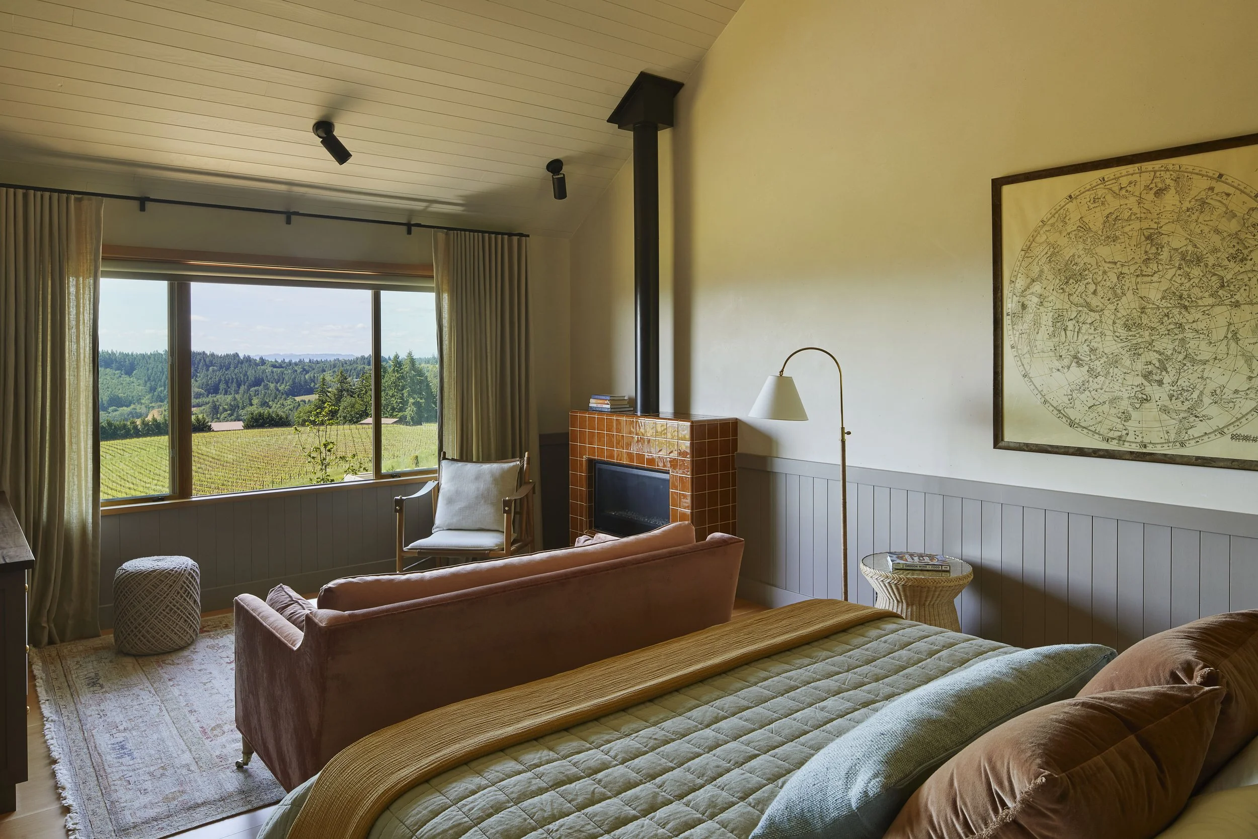 Second-floor Guest Suite
