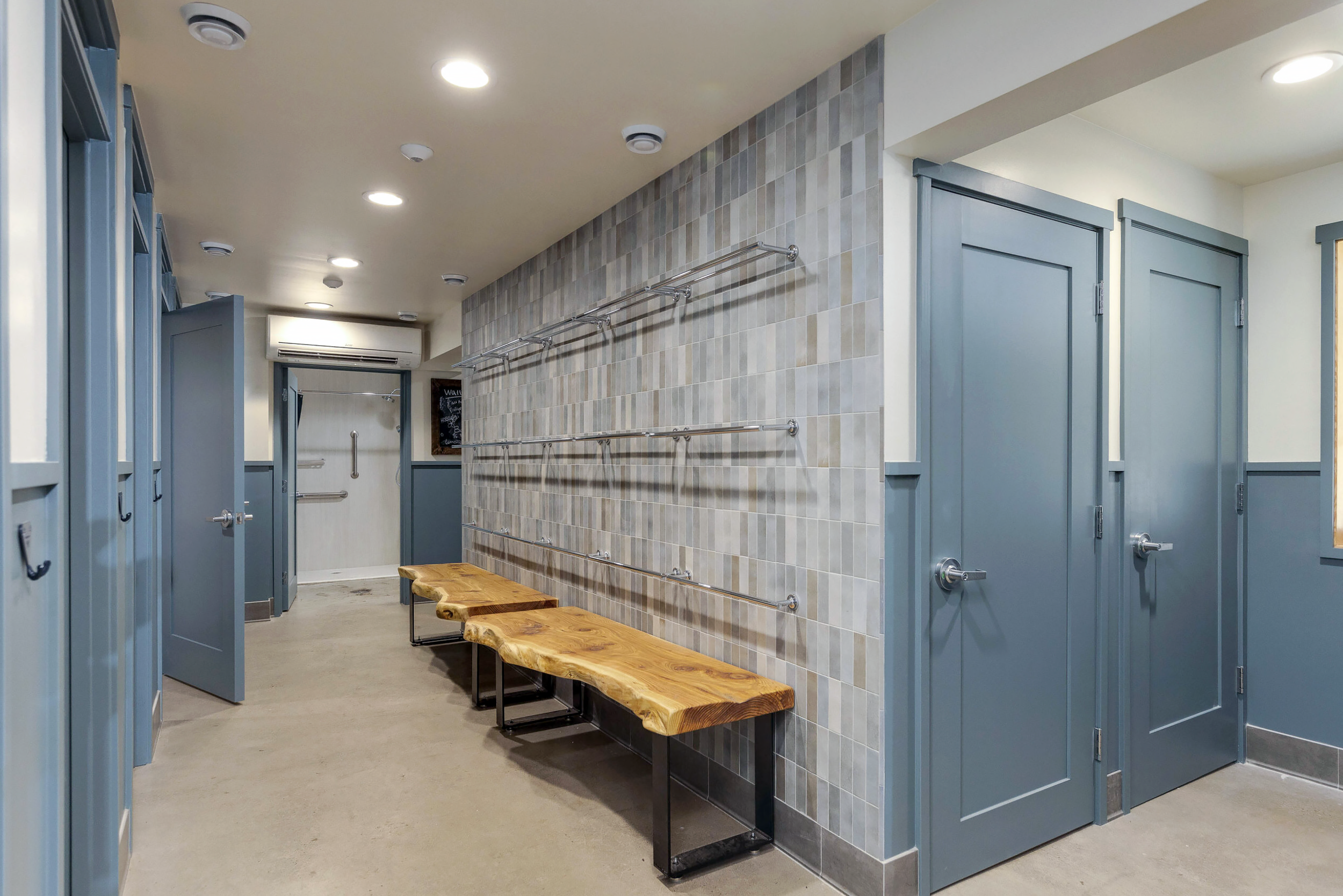 CR_NeskowinWashroom-3-scaled.png