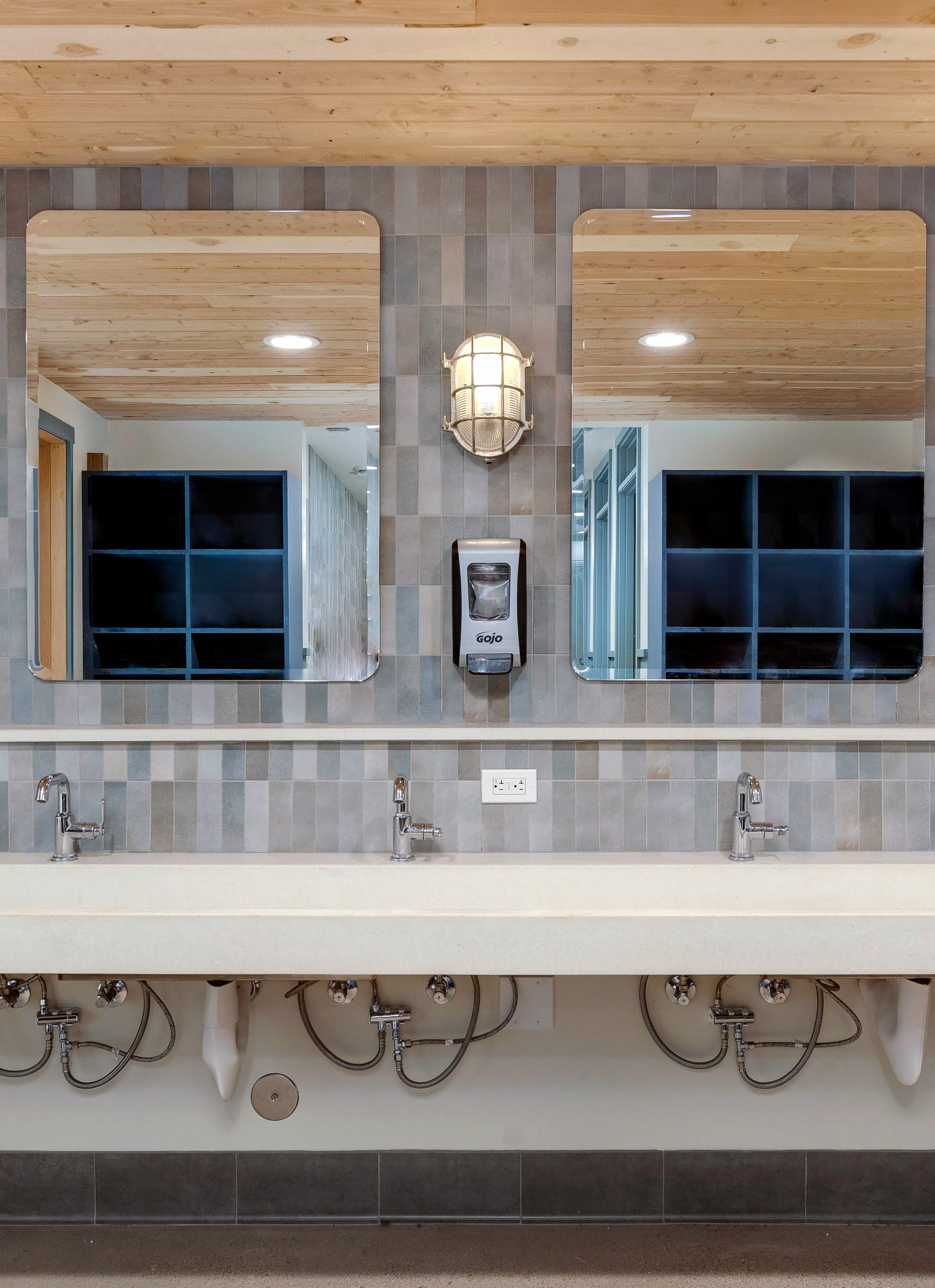 CR_NeskowinWashroom-9-scaled.png
