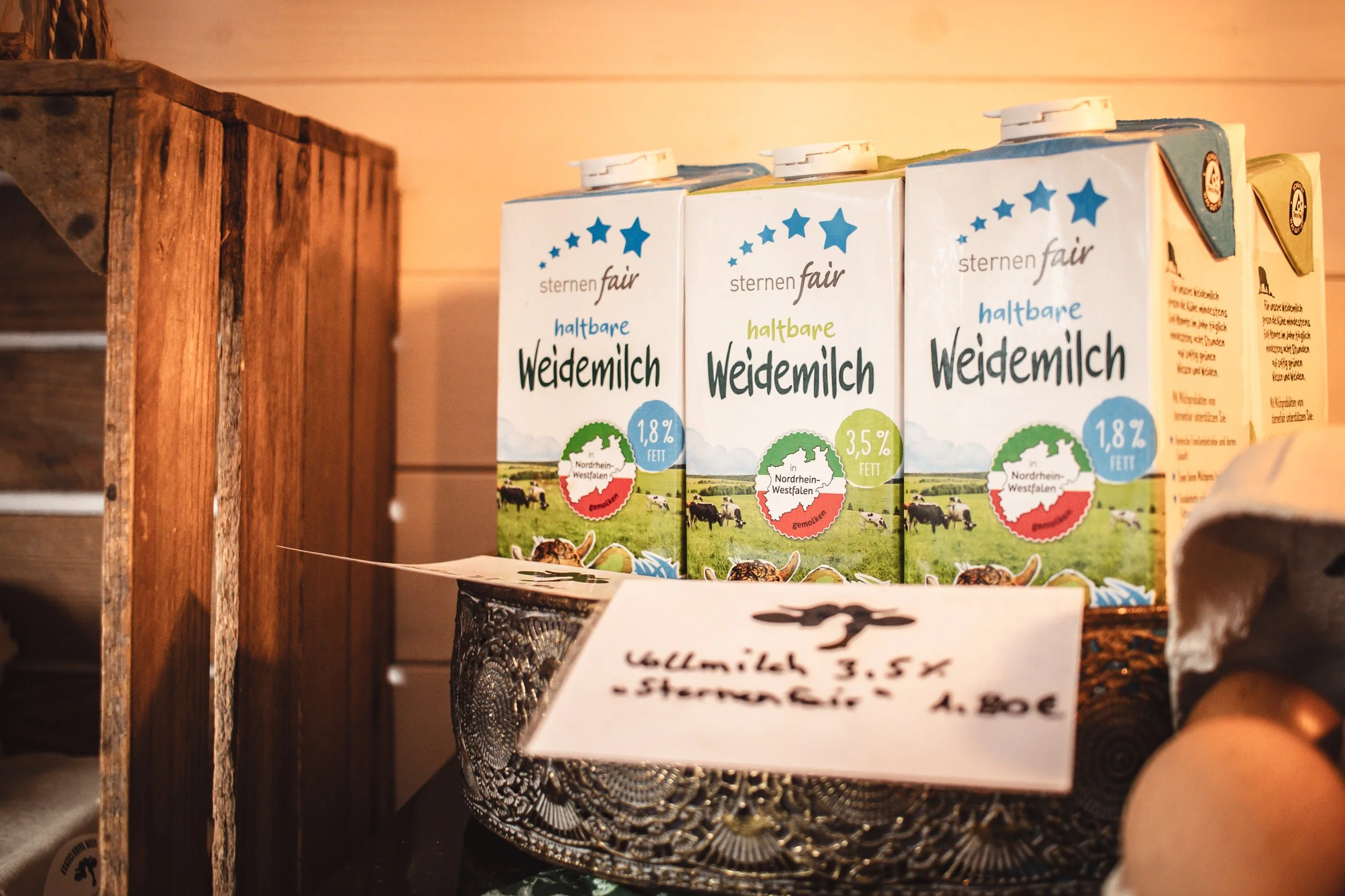 sternenfair Weidemilch im Hofladen, Milch, H-Milch