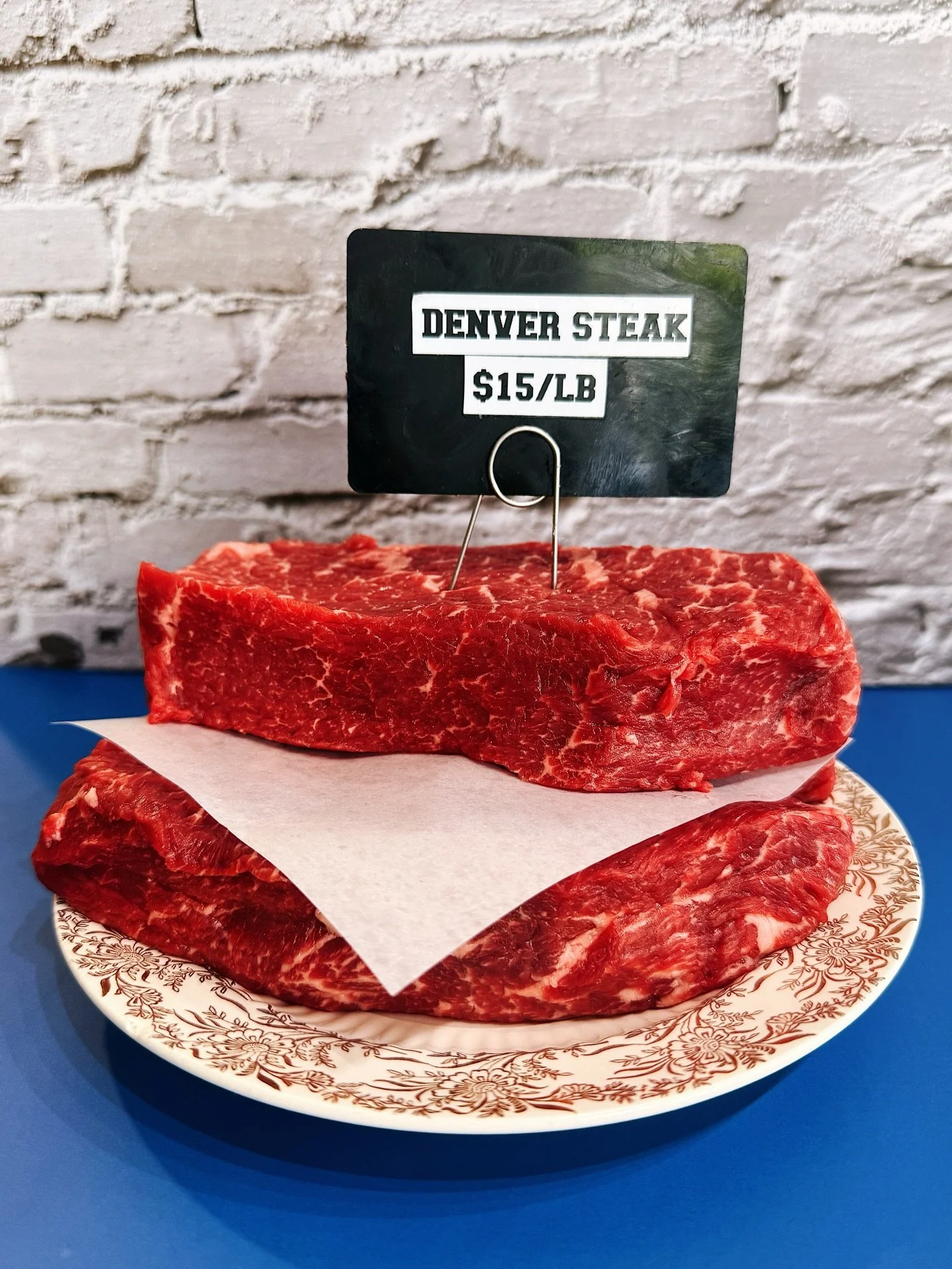 When times are tight, your steak game doesn&rsquo;t have to be; we&rsquo;ve got budget cuts with big impact. 

Meet the underdogs that punch way above their price tag:

Denver Steaks - beautifully marbled, rich, and one of the best bites on the anima