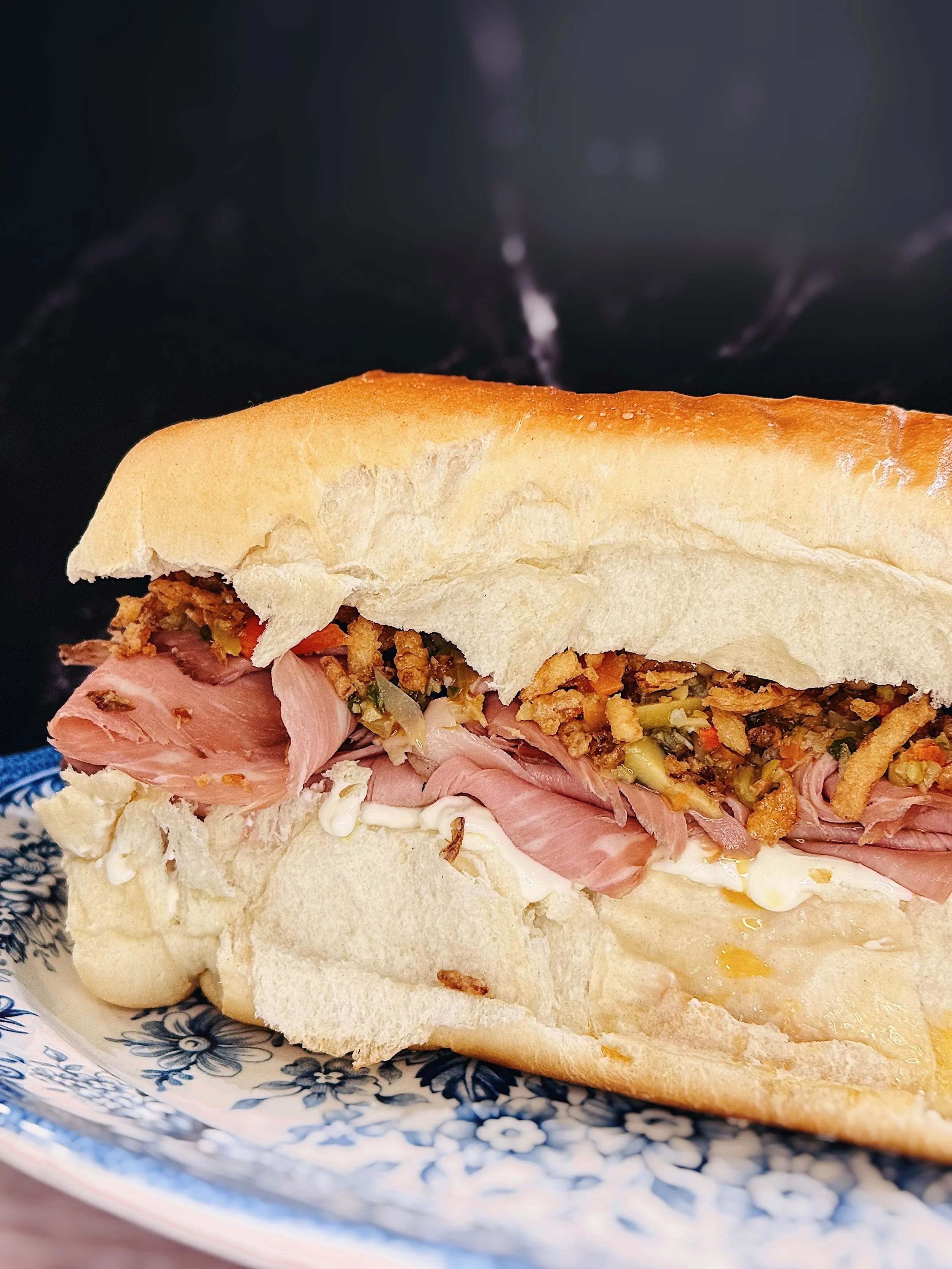 Two new sandwiches just hit the lineup - and they both absolutely slap. 

🇮🇹The Carmy
Italian roast beef, whipped American cheese, giardiniera, wooo-aioli, and fried onions. Loud, messy, and worth every napkin. &ldquo;Let it rip.&rdquo;

🇯🇵Hibach