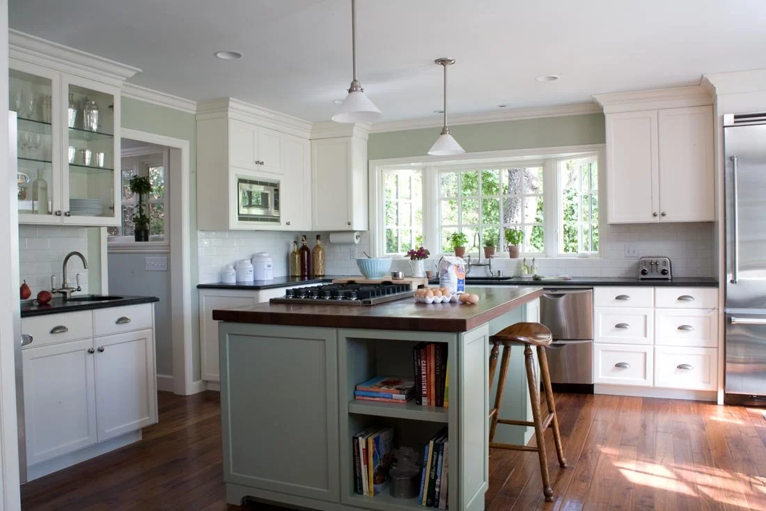 2. Overall to Sink.jpg