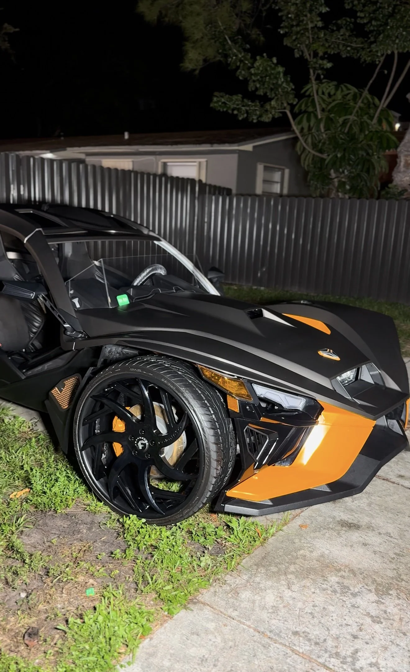 Mobile car detailing in Doral