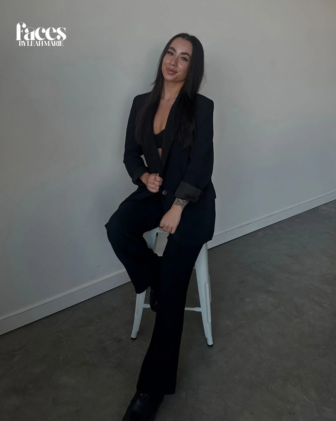 november 𝙭 december - 𝙖𝙡𝙢𝙤𝙨𝙩 𝙛𝙪𝙡𝙡𝙮 𝙗𝙤𝙤𝙠𝙚𝙙
please ensure you are 𝙥 𝙧 𝙚 𝙗 𝙤 𝙤 𝙠 𝙚 𝙙 for your holiday appointments 🖤