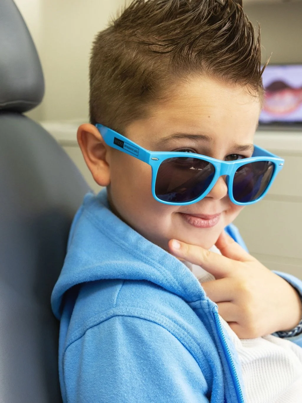 When the shades go on, the cool comes out 😎💙

At Sander Orthodontic Arts, our patients don&rsquo;t just get confident smiles, they get the full vibe. From stylish sunglasses to fun visits that keep kids grinning, we&rsquo;re making orthodontics an 