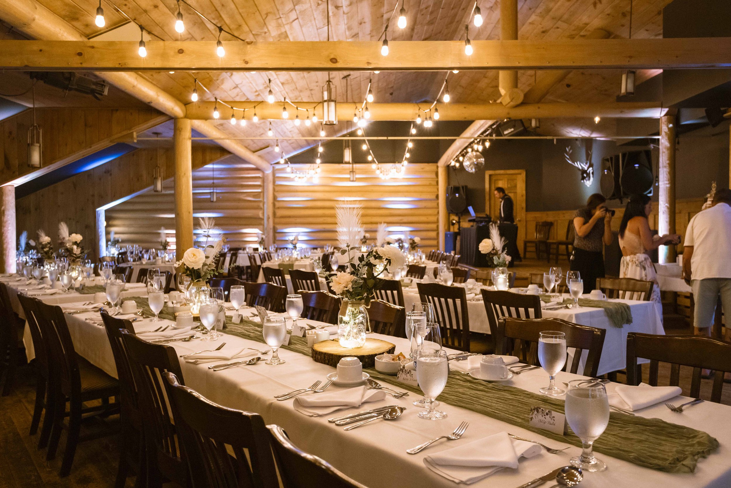 Photo immobilière; salle pour événement à Ste-Christine-d'Auvergne