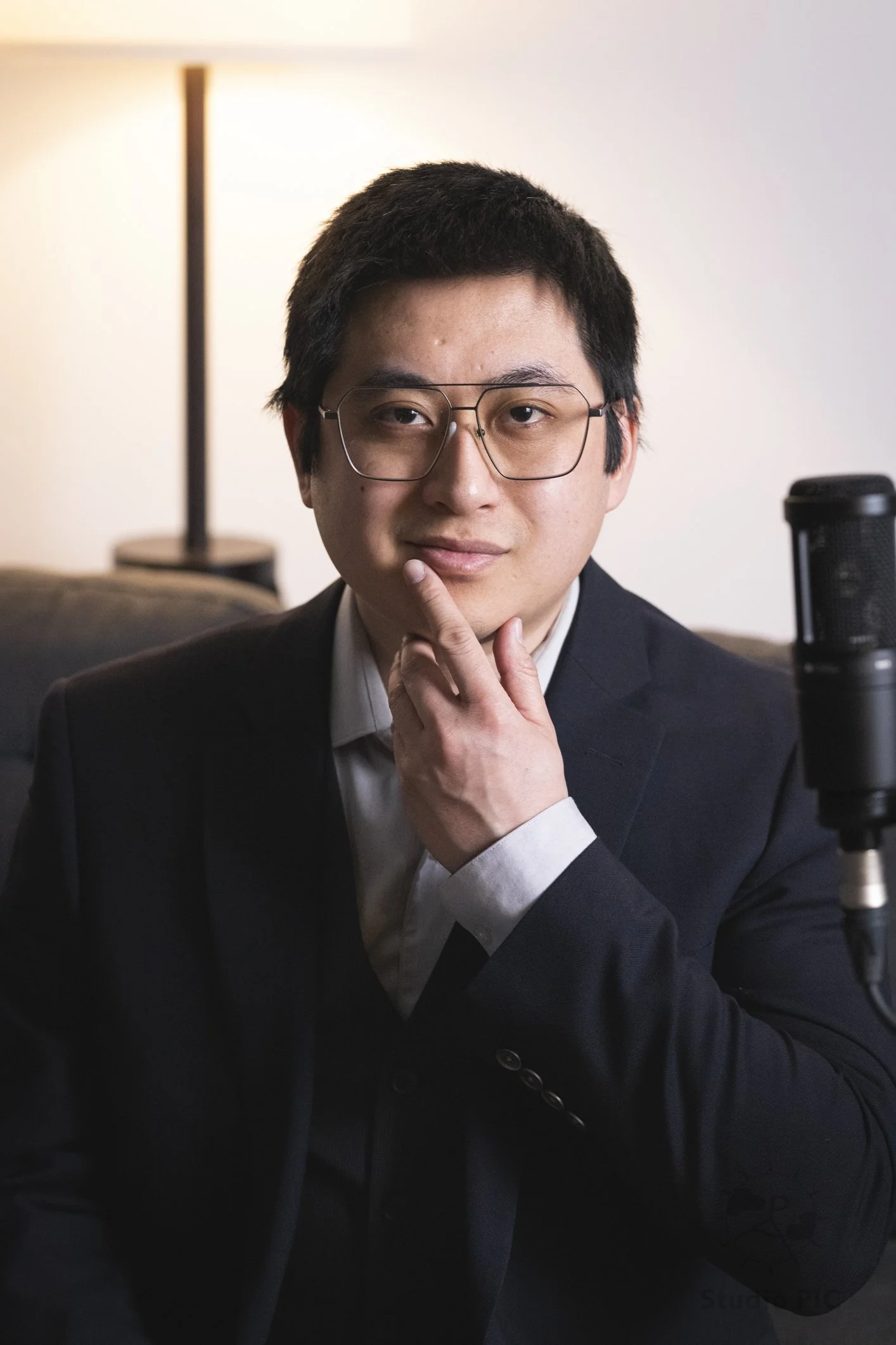 Photo de portrait du fondateur de Studio Pic lors d'un tournage vidéo à Québec.