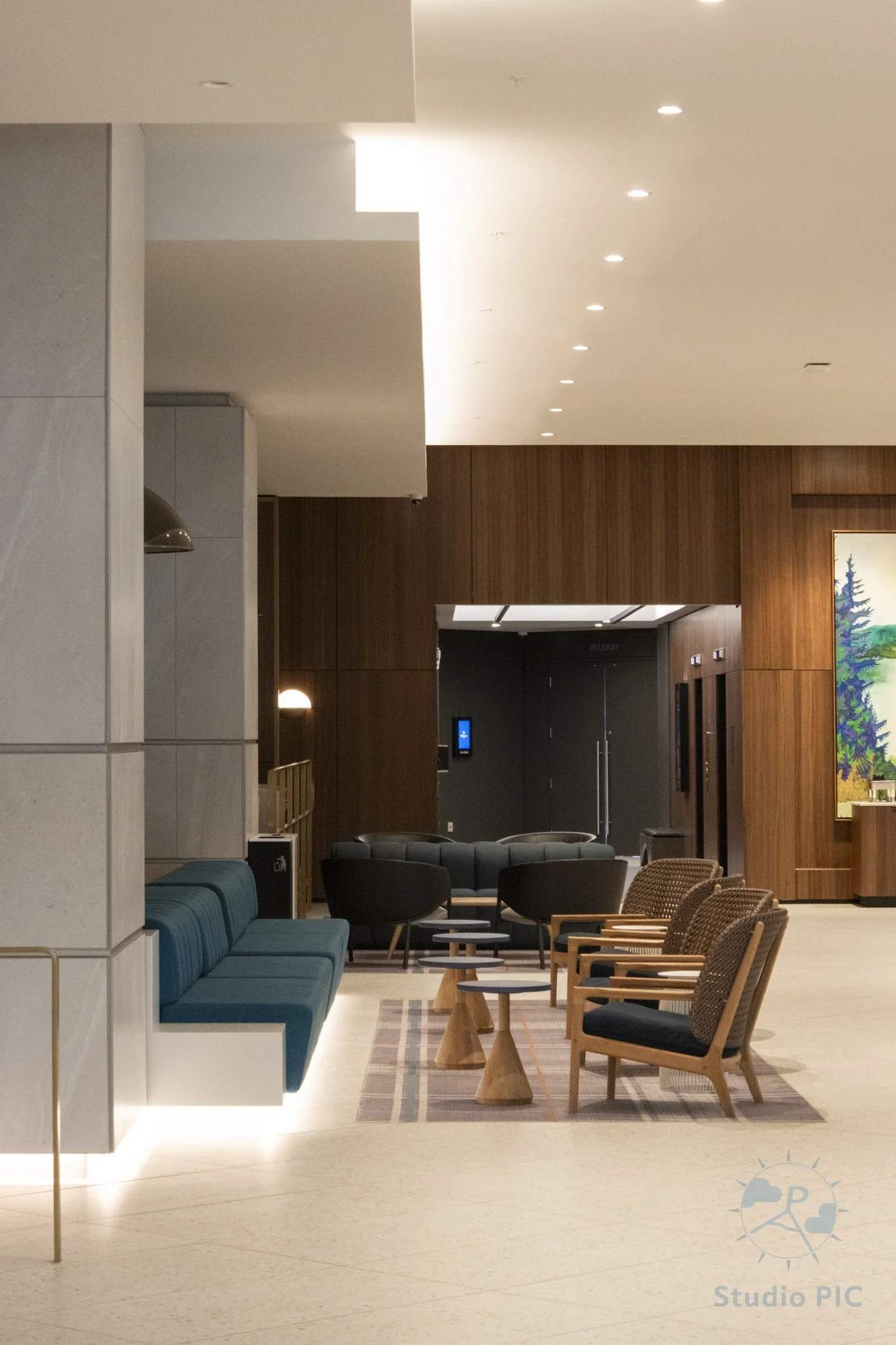 Photo immobilière; espace public d'un lobby d'hôtel à Québec