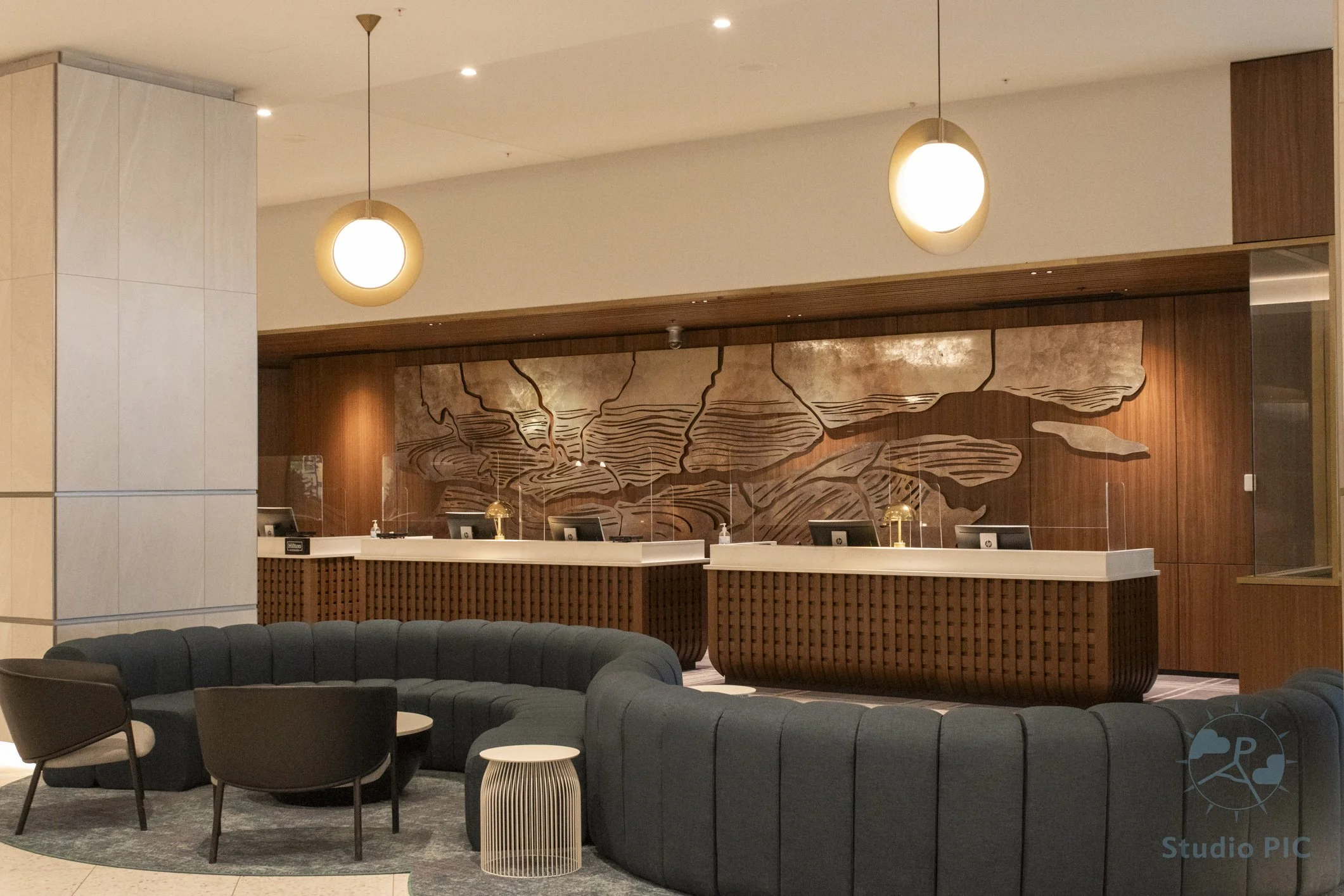 Photo immobilière; réception d'un hôtel à Québec