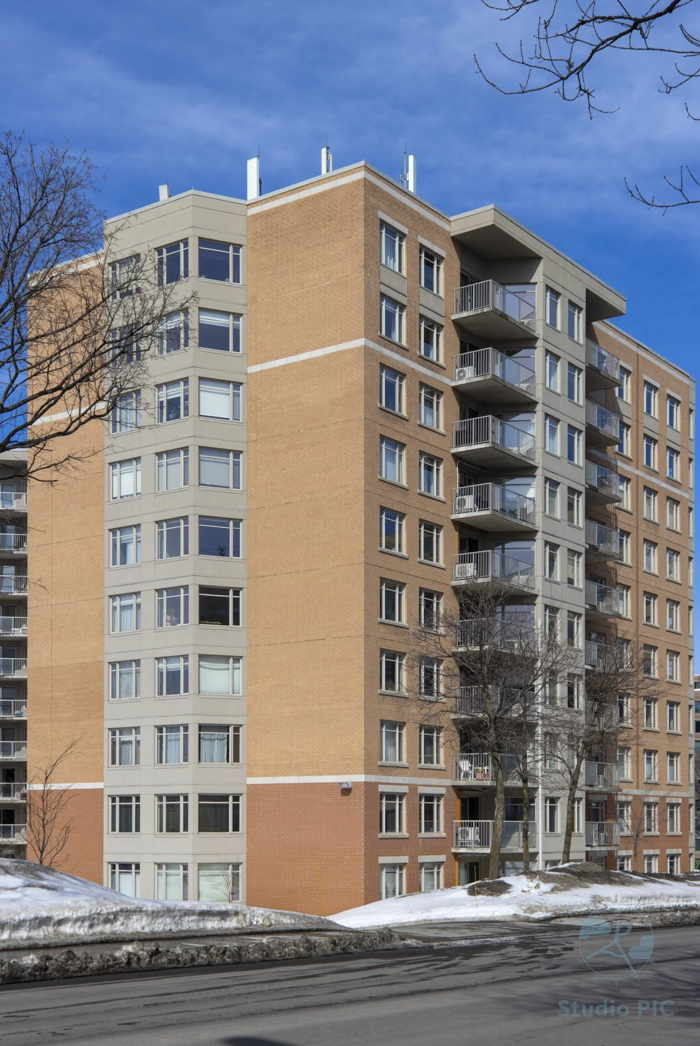 Photo immobilière; extérieur d'un immeuble à Québec