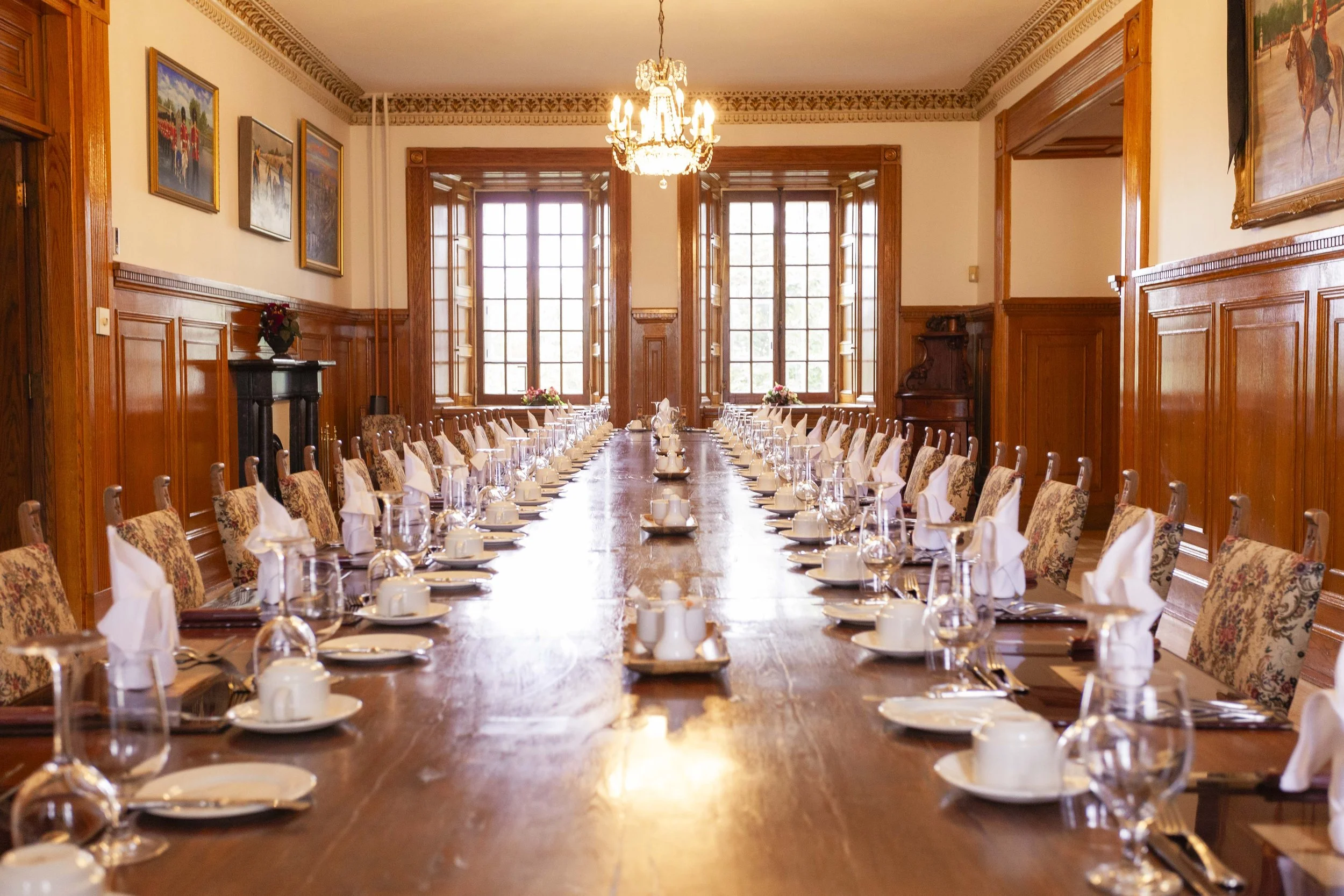 Photo immobilière; salle pouvant accueillir des réceptions à Québec