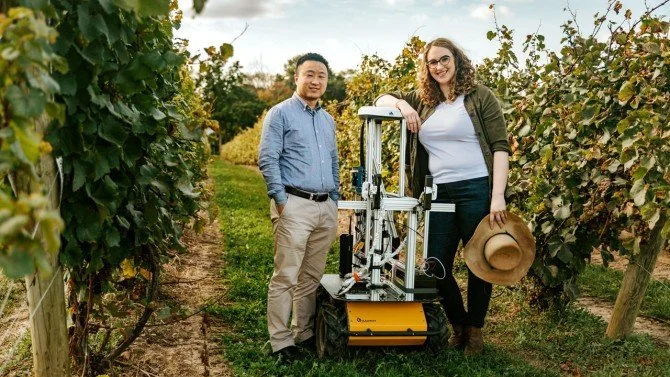 Autonomous robots to help modernize grape, wine industry