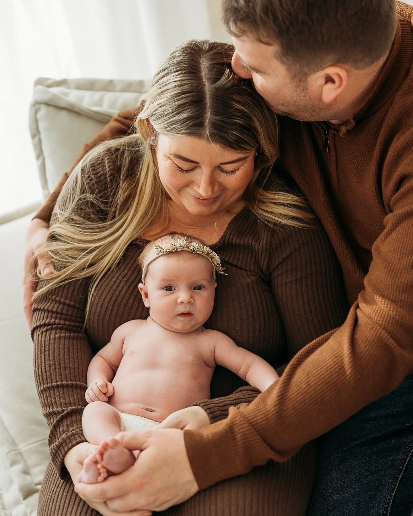 Oh little Elsie, you might not have been keen on sleeping, but regardless you were an absolute dream🤩.

#newbornphotography #newbornsession #newbornexperience #cumbriaphotographer #uknewbornphotographer