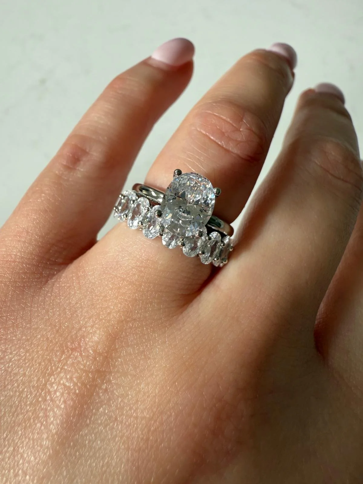 2.5 CT Oval Diamond Ring