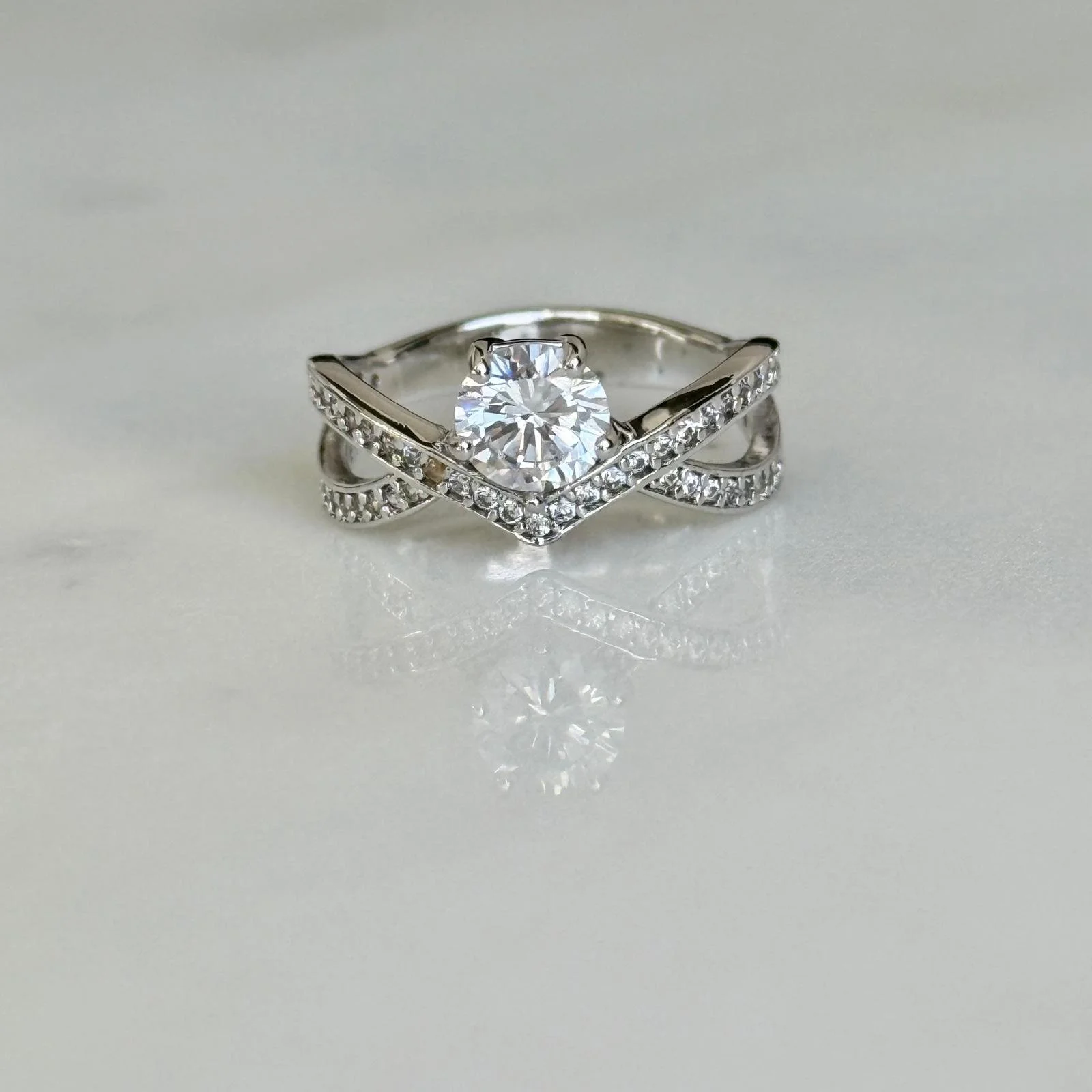 Chaumet 1ct Crown Ring