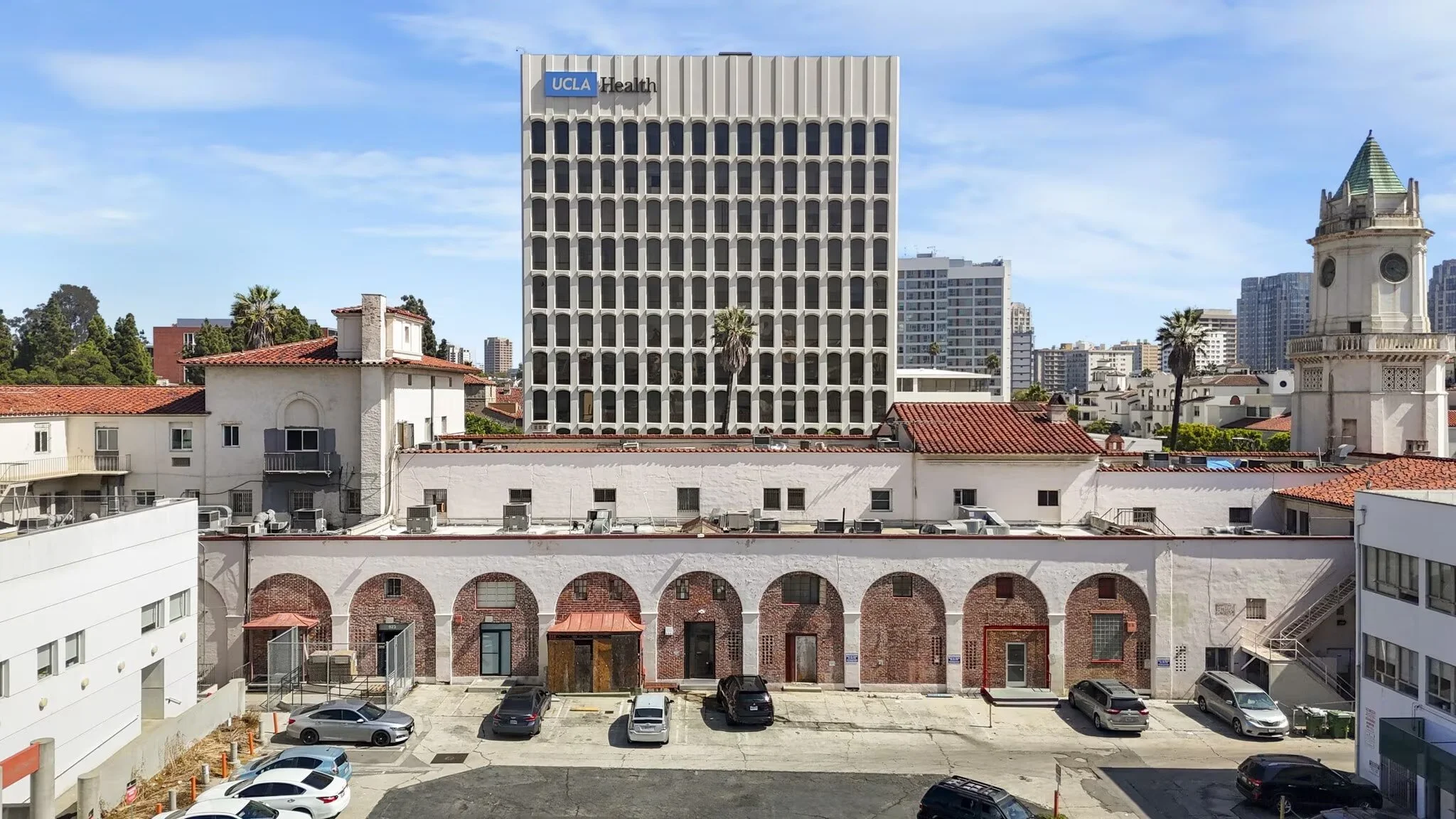 901-Westwood-Blvd-7.jpeg