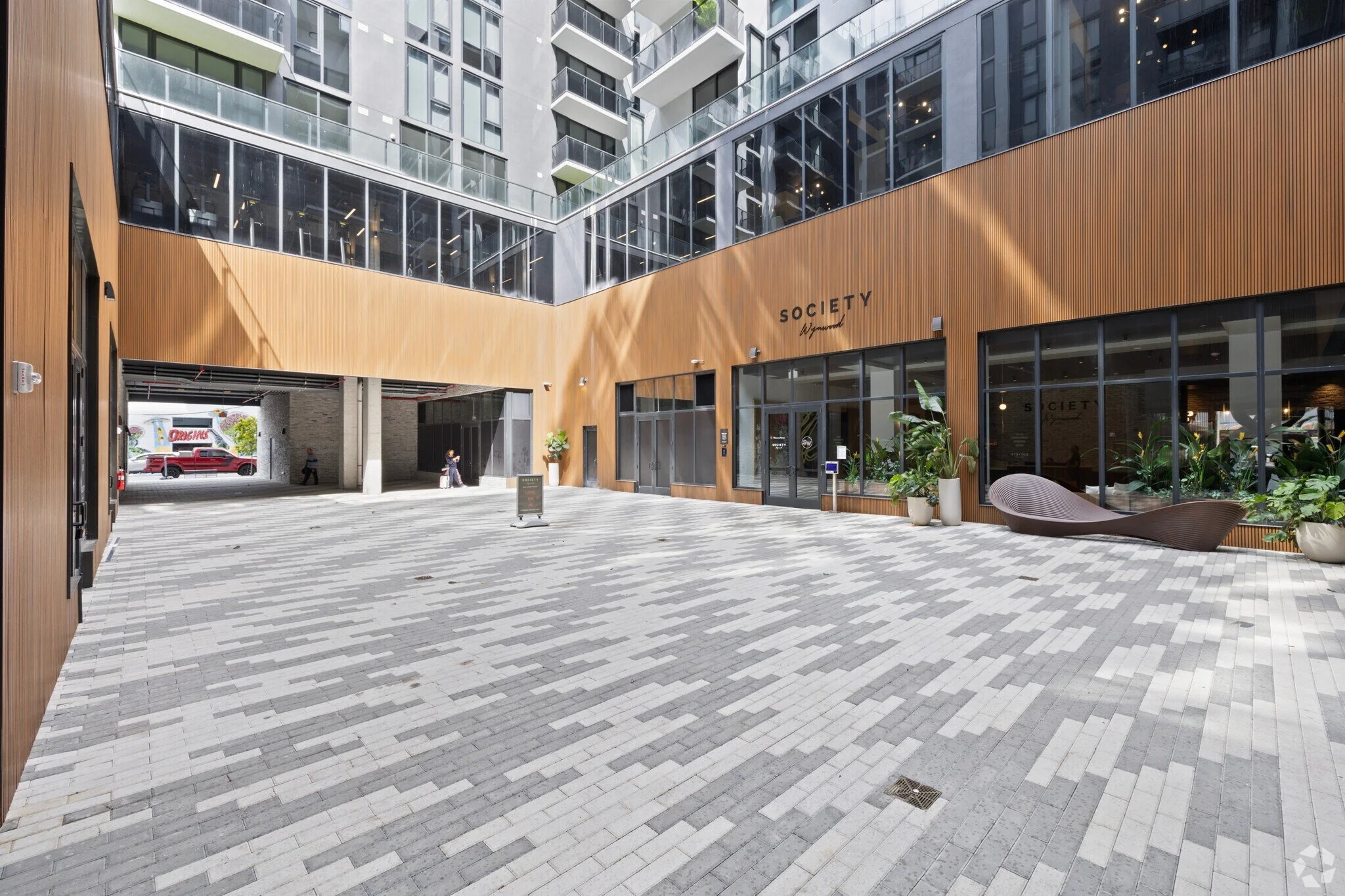 176-NW-25th-St-Miami-FL-Building-Photo-27-LargeHighDefinition.jpeg