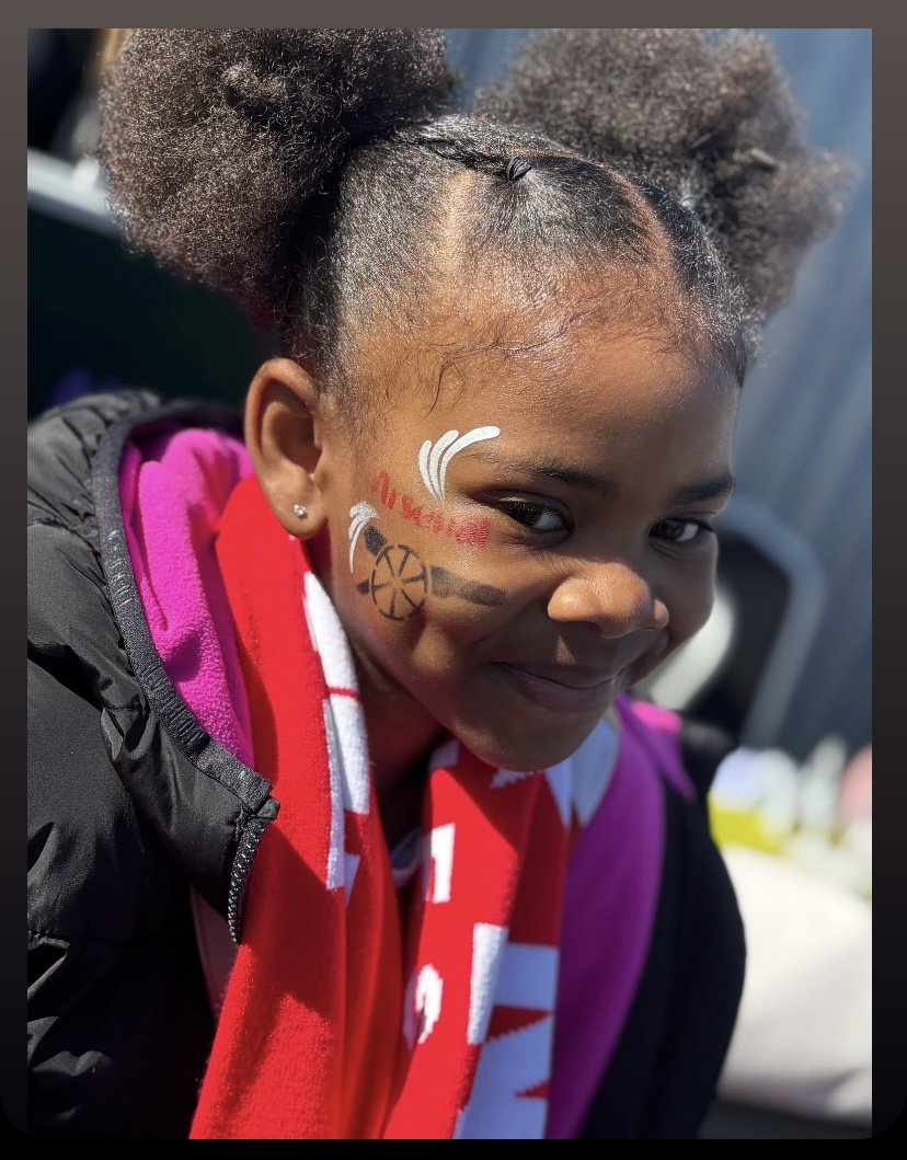 Face painter for a football club