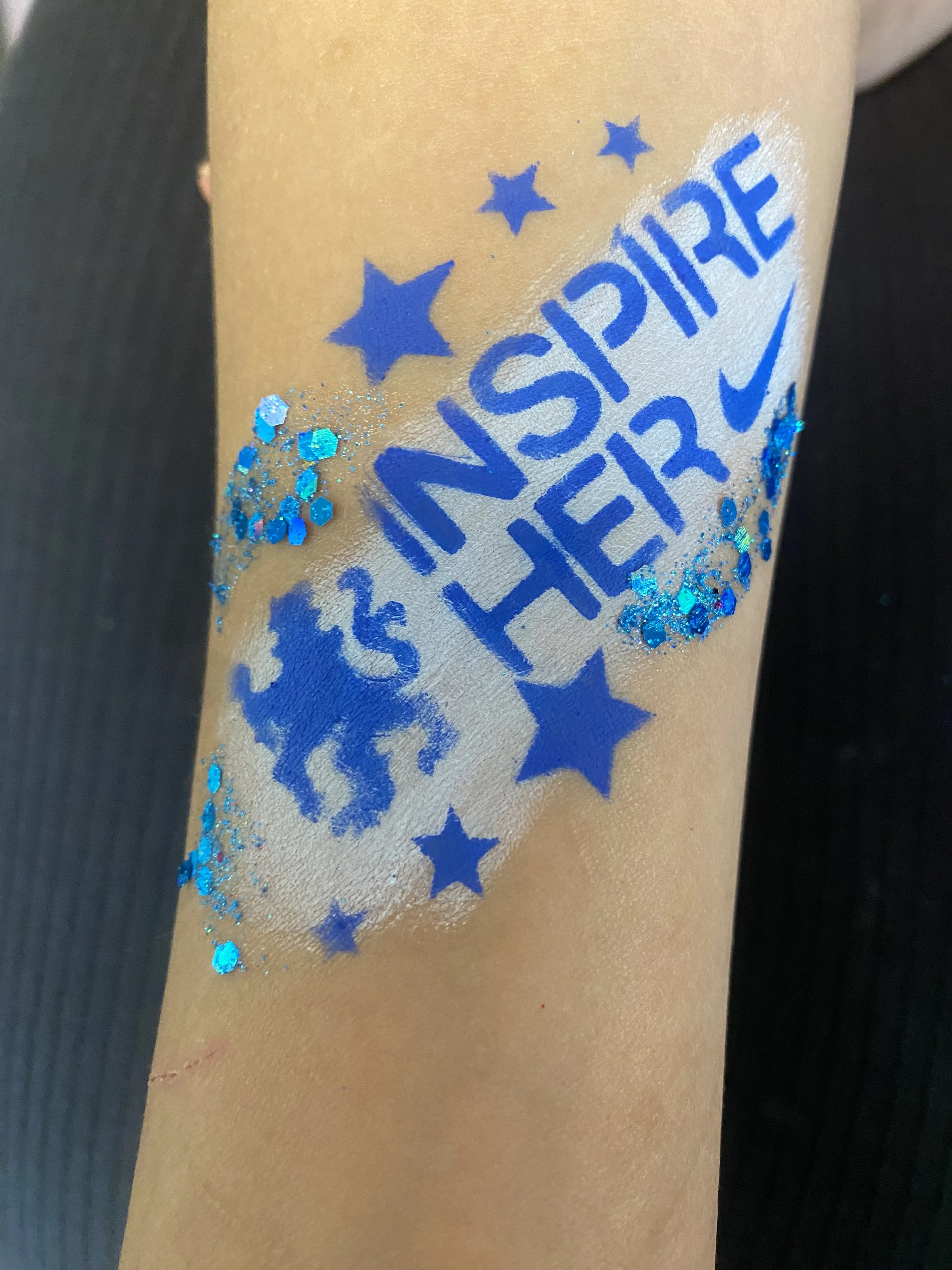 Face painter Chelsea