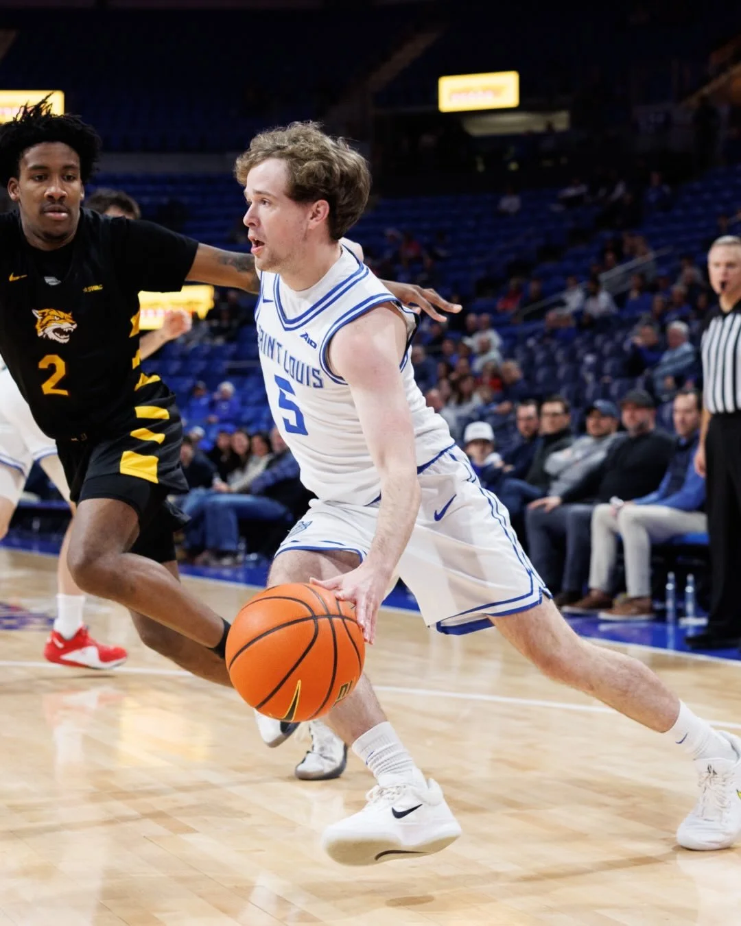 Anther big win this week for the @saintlouismbb! Super exciting team at both ends of the court. Be there Sunday for a 2pm matinee and cheer on the #Billikens!