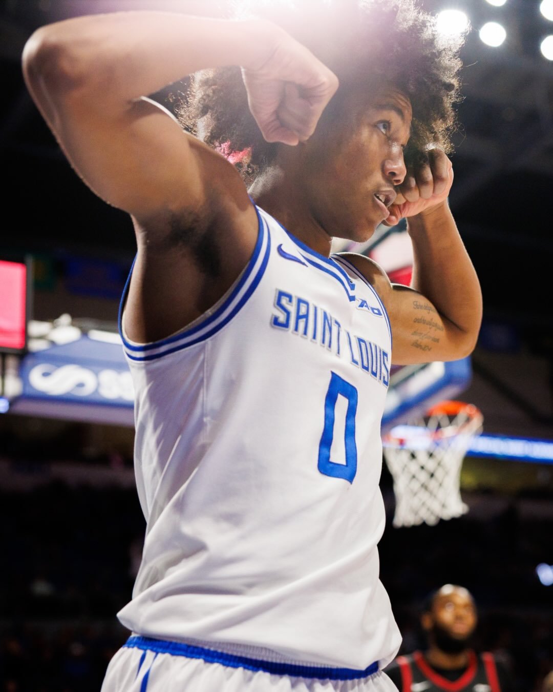 The @saintlouismbb Billikens flexed their offensive muscle yesterday beating St. Joe&rsquo;s 102-79.
