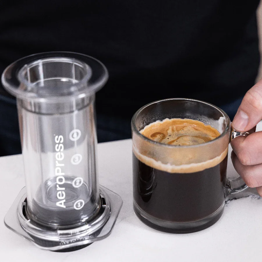 AeroPress_Clear_FCC_2023_AA-185_1x1_c5f88284-c6ef-4dab-baf3-e360649bc3cb_3000x.jpg.webp