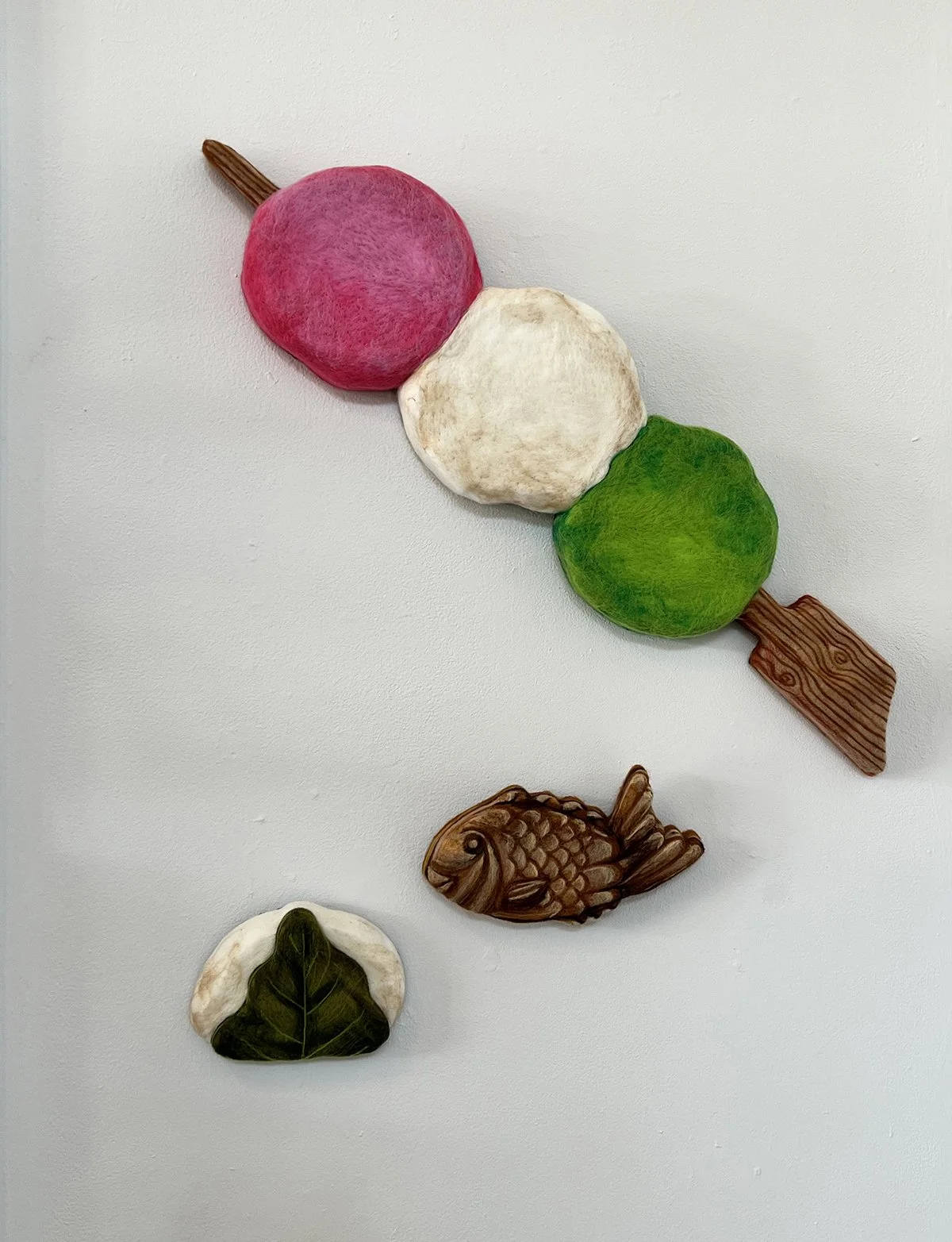 Dango Wall Gather.jpg