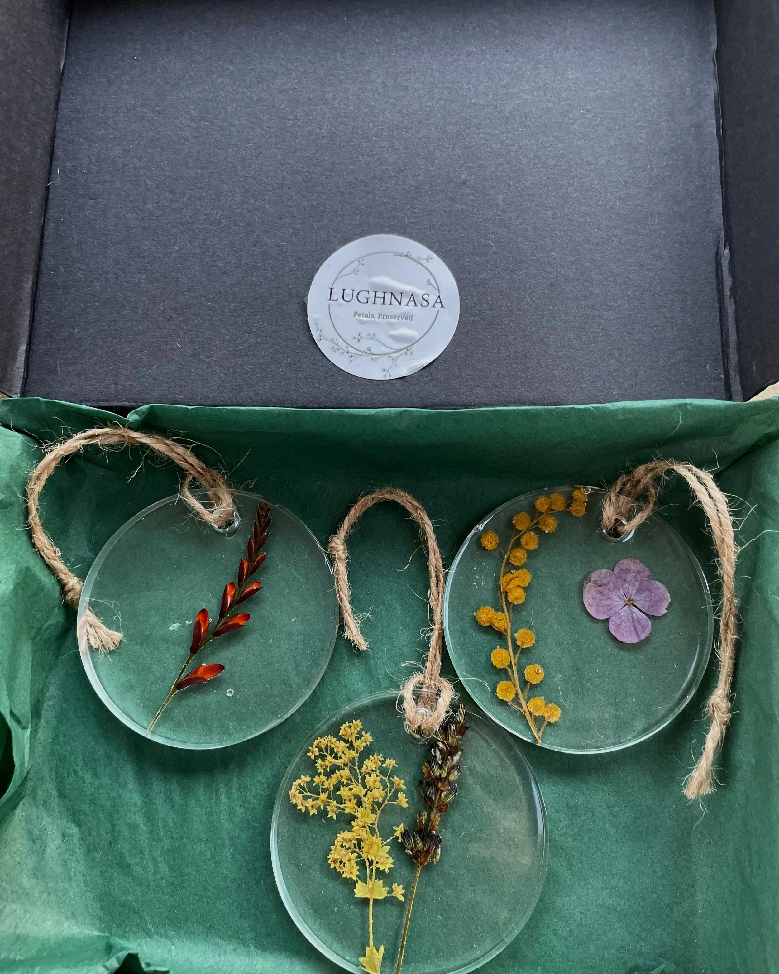 Lughnasa Pressed flower Decorations