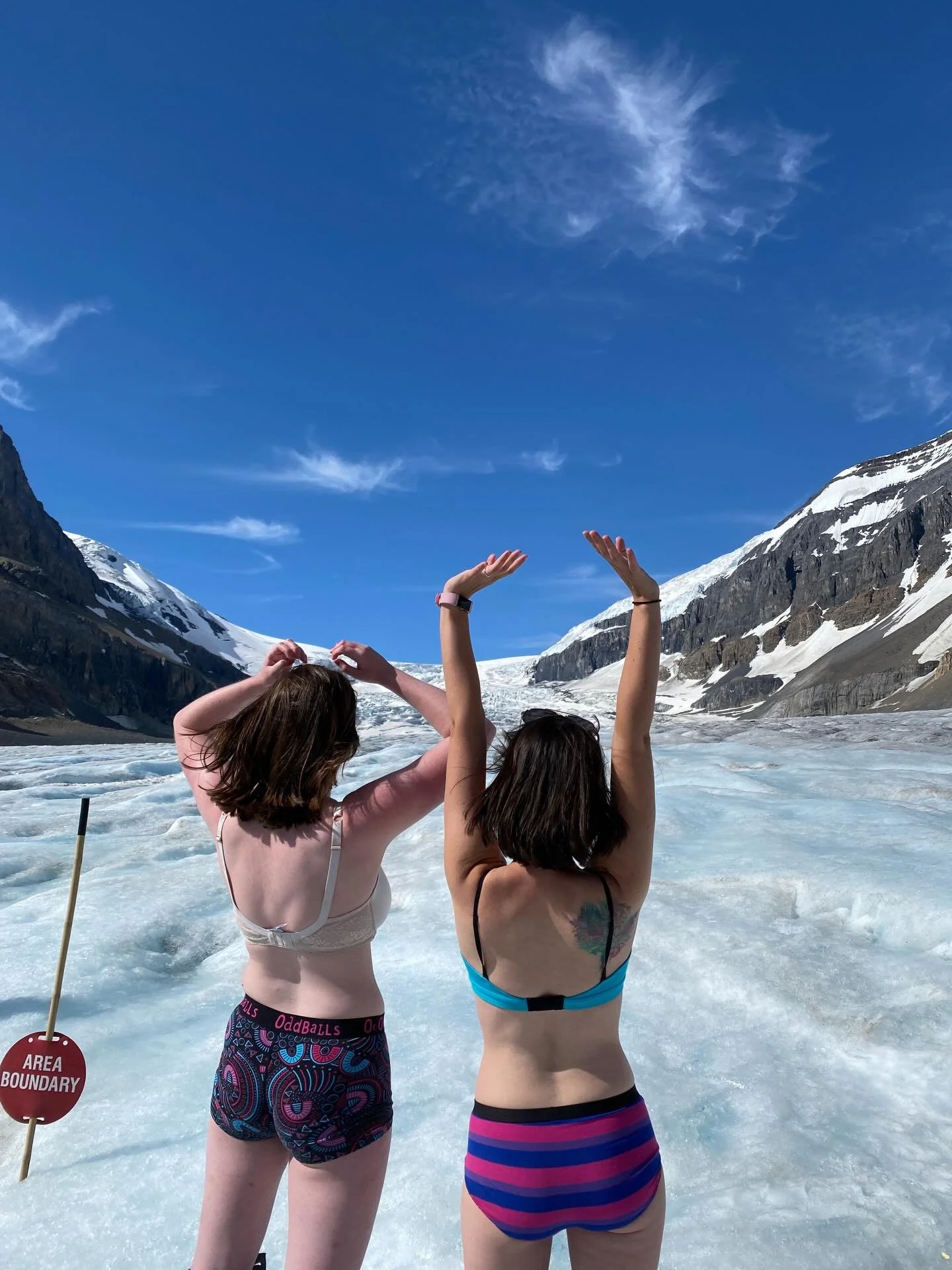 Who knew solo travel in your 30s would unlock this level of confidence?
 
You shed all the &ldquo;shoulds&rdquo; and focus on just being &ndash; confident, capable, and doing exactly what makes your soul sing. Because in your 30s, you finally realize