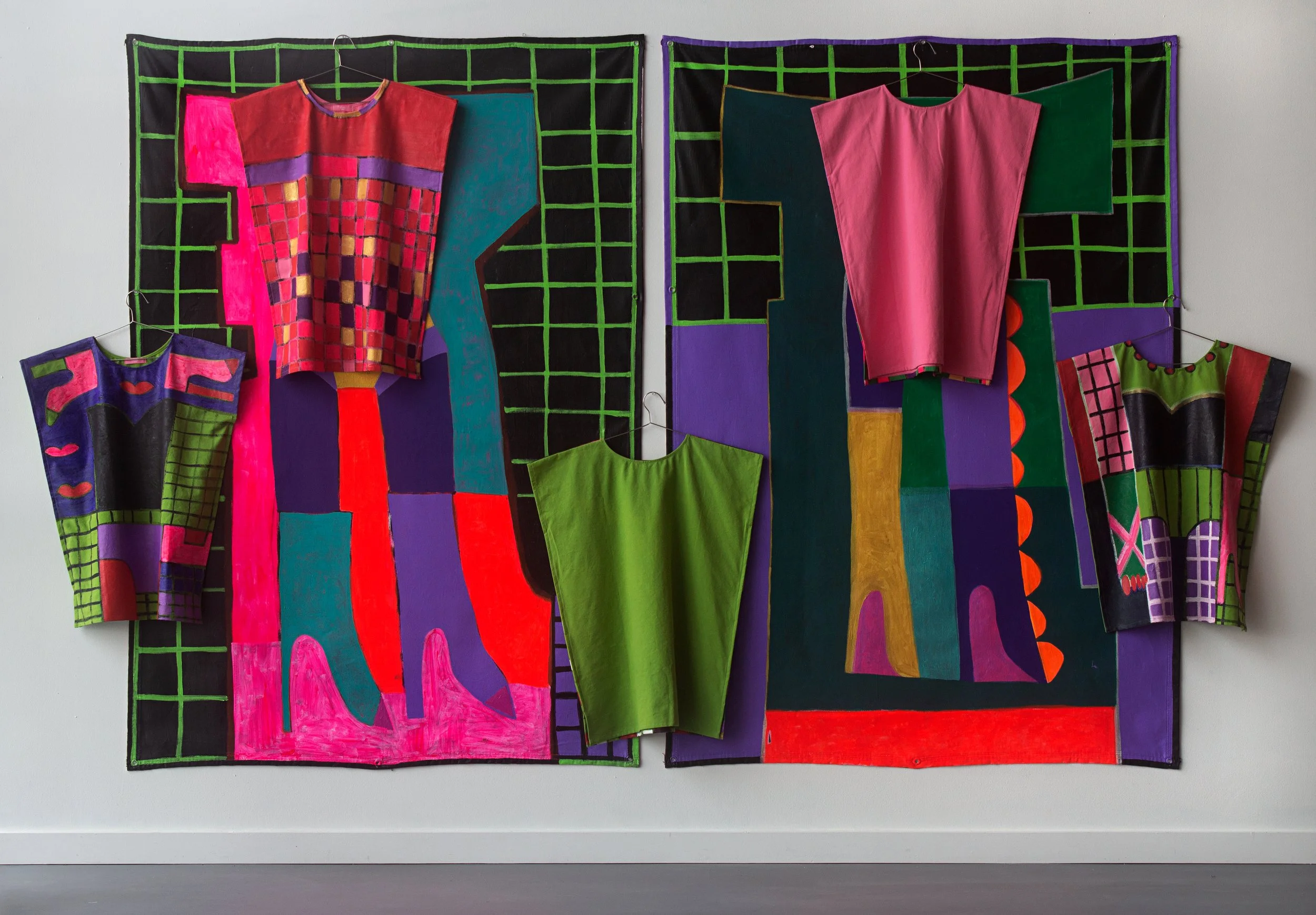 5tunics2solidsfloor copy.jpg