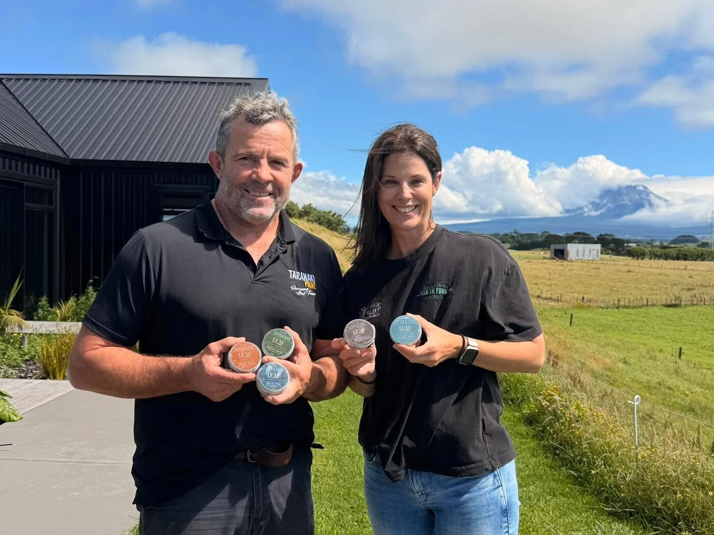 Meet Shane &amp; Kylie McDonald, the husband and wife team behind Leaf Skincare. 🍃 

The idea for Leaf Skincare came from their simple philosophy that what we put on our skin should be as pure, honest and nourishing as the food we nurture, grow and 