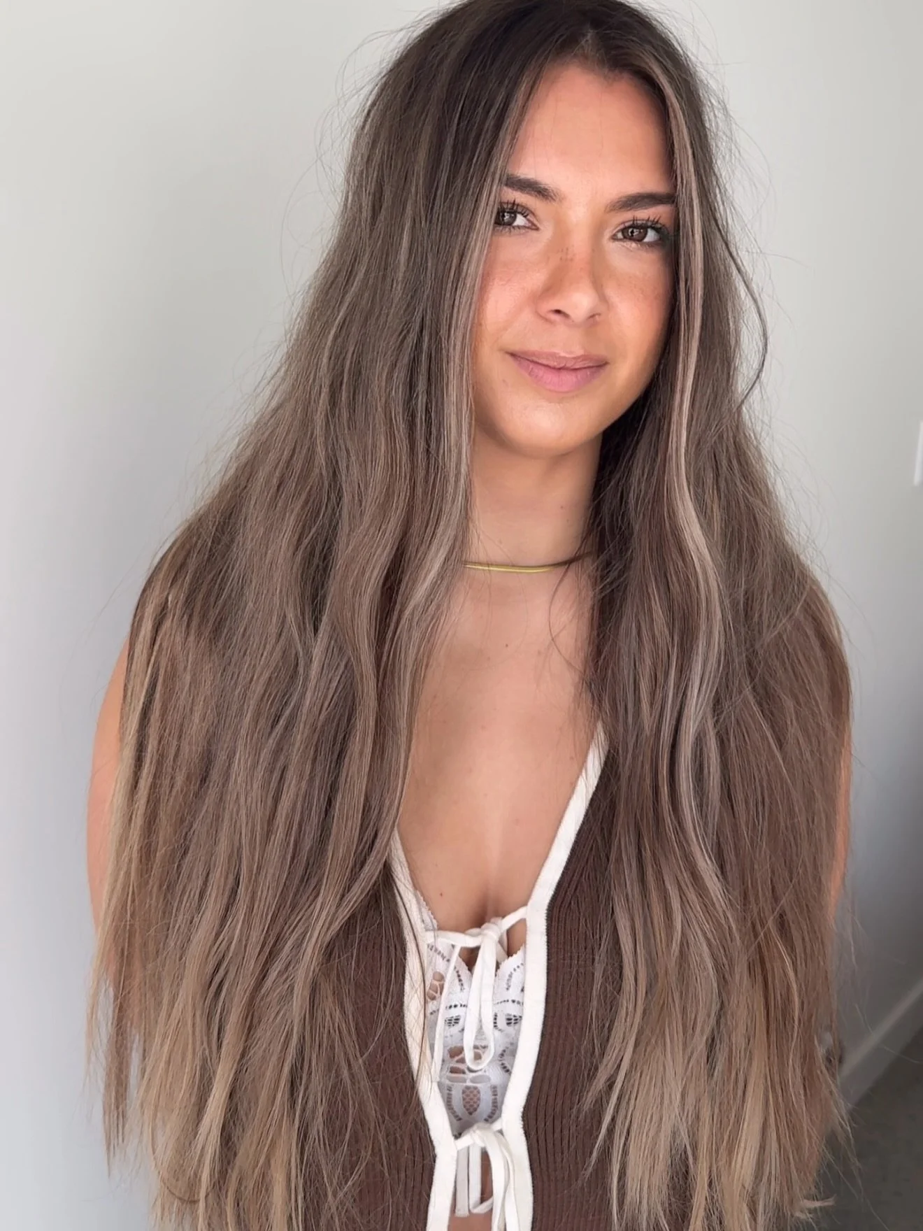 She traveled from Vegas for this 🤍

Chantel&rsquo;s goal: brighter, softer, cool-toned, and low maintenance

I kept her natural root for an effortless grow-out and added dimensional blonding through the mids + ends to bring lightness and movement ba