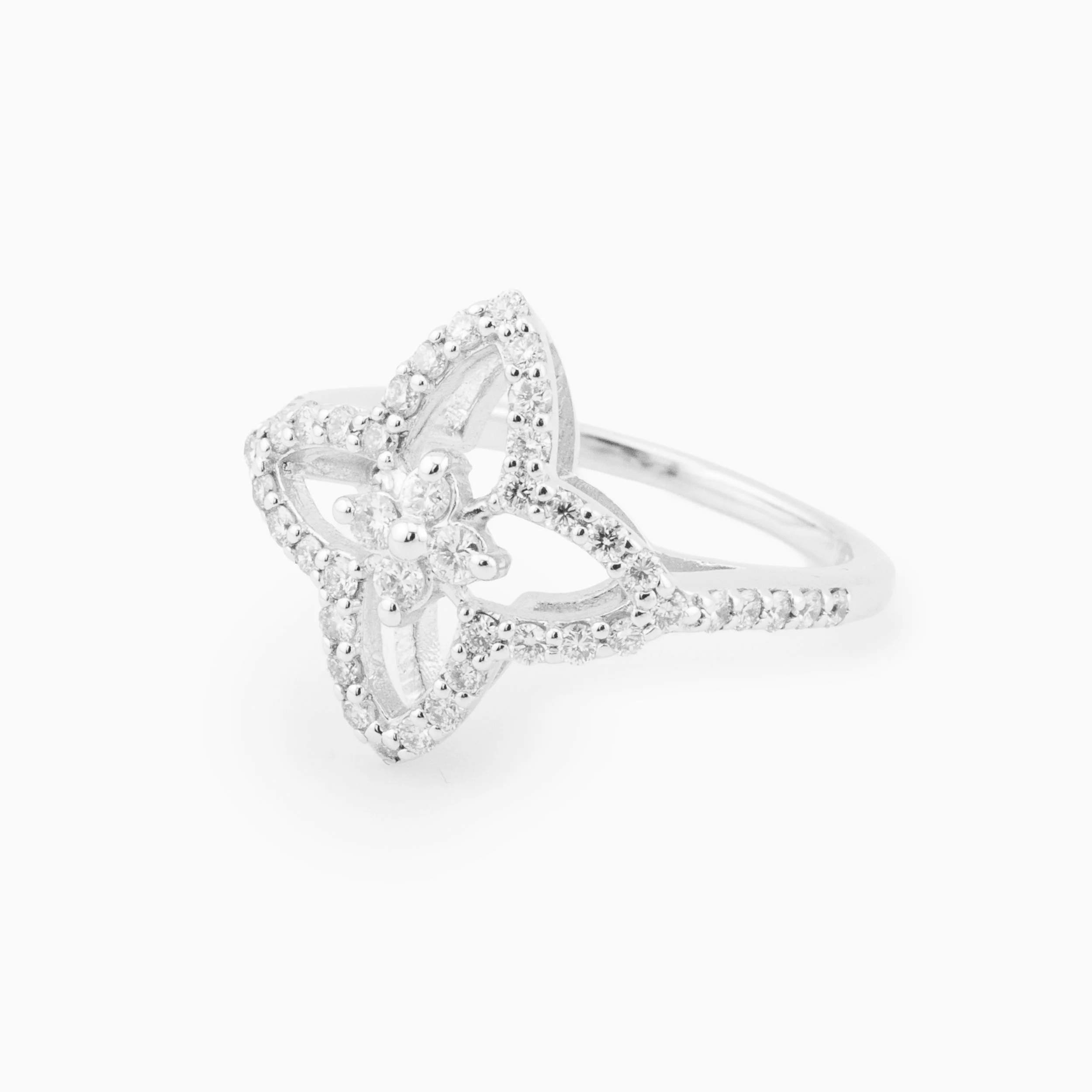 18K White Gold & Diamond Floral Ring (0.52ct)