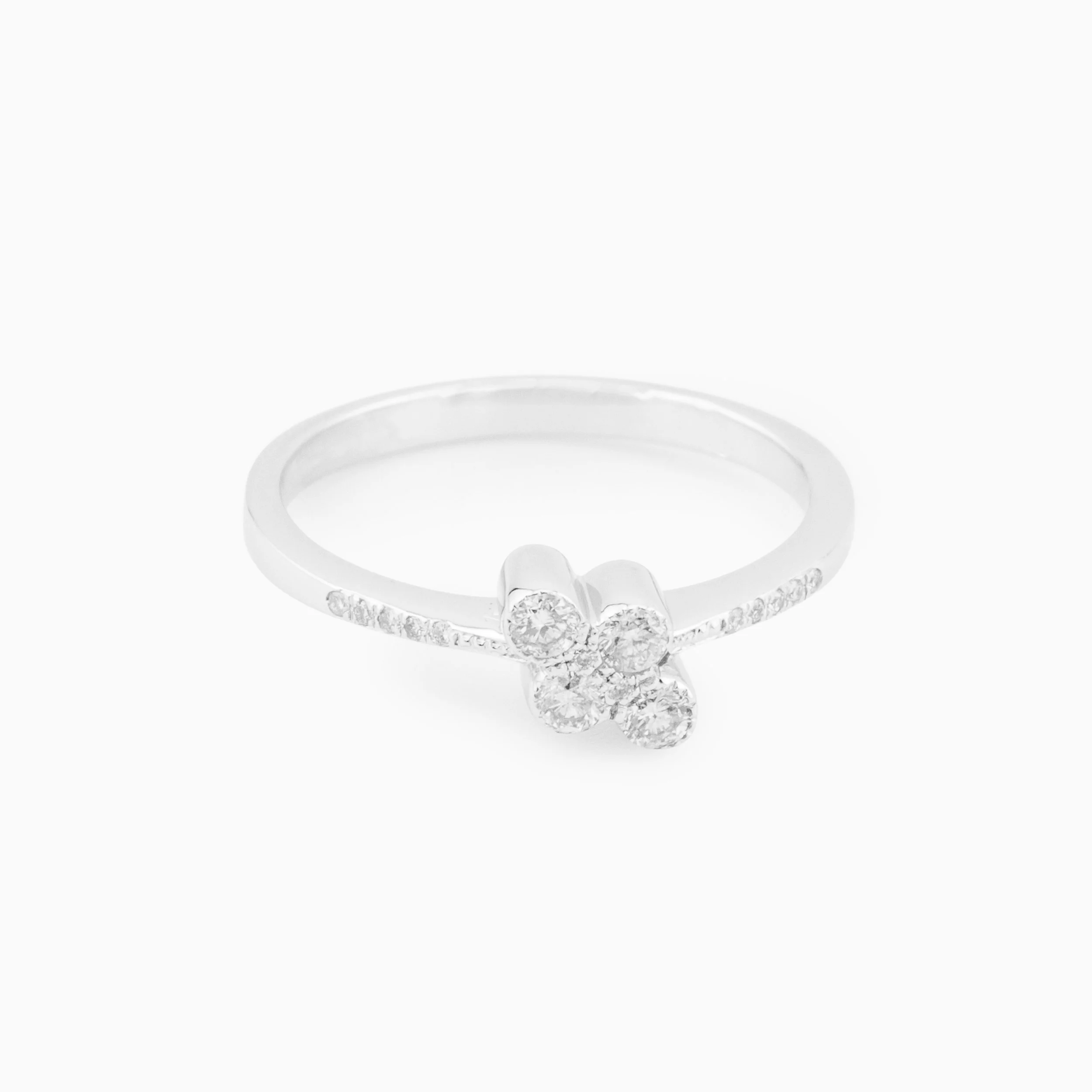 18K White Gold & Diamond Ring (0.30ct)