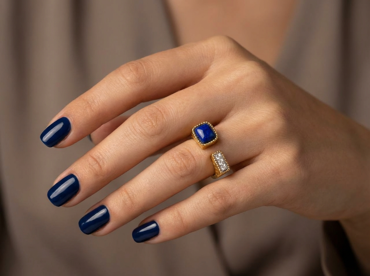 18K Yellow Gold & Diamond Deep Blue Ring (0.12ct)