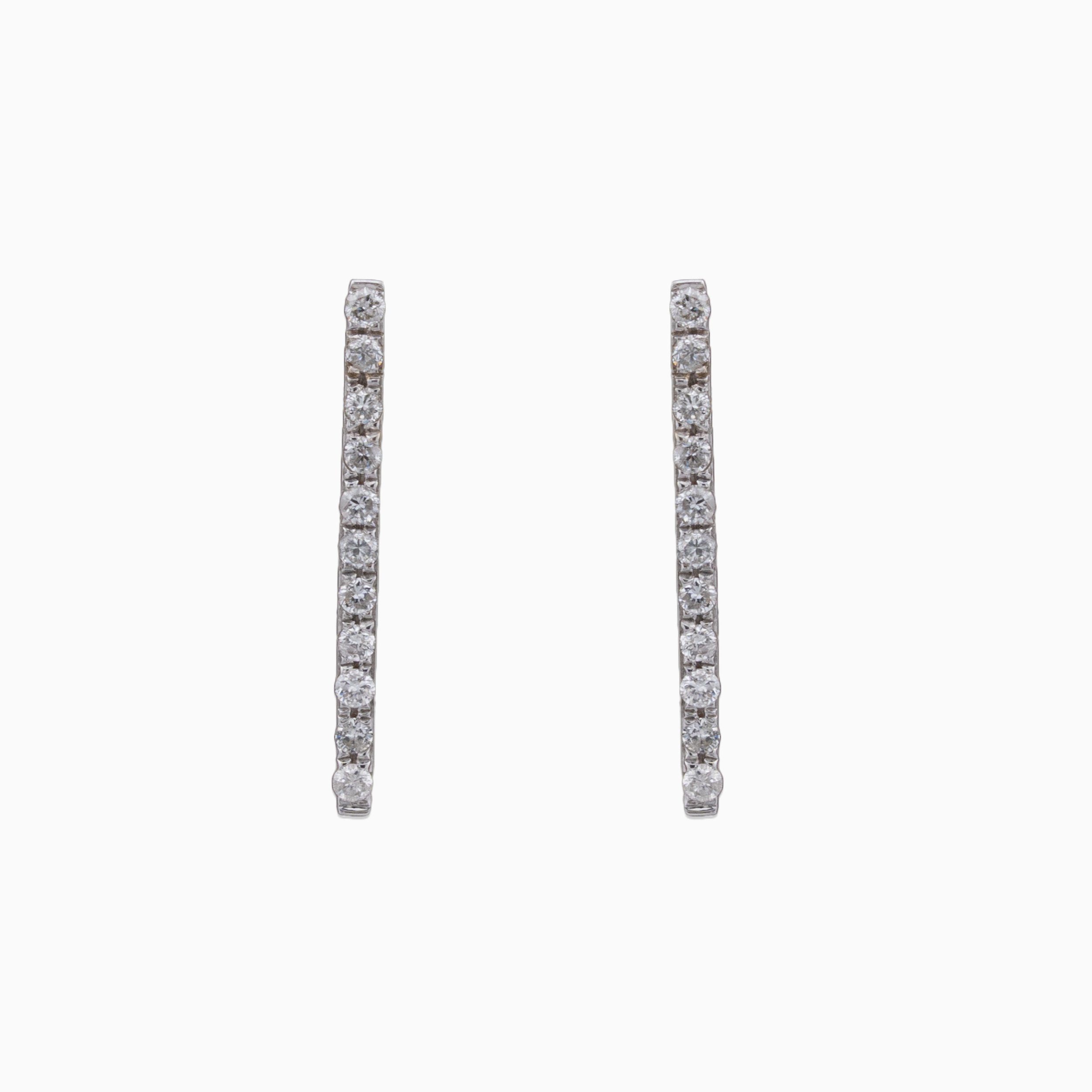 18K White Gold & Diamond Drop Earrings (0.20ct)