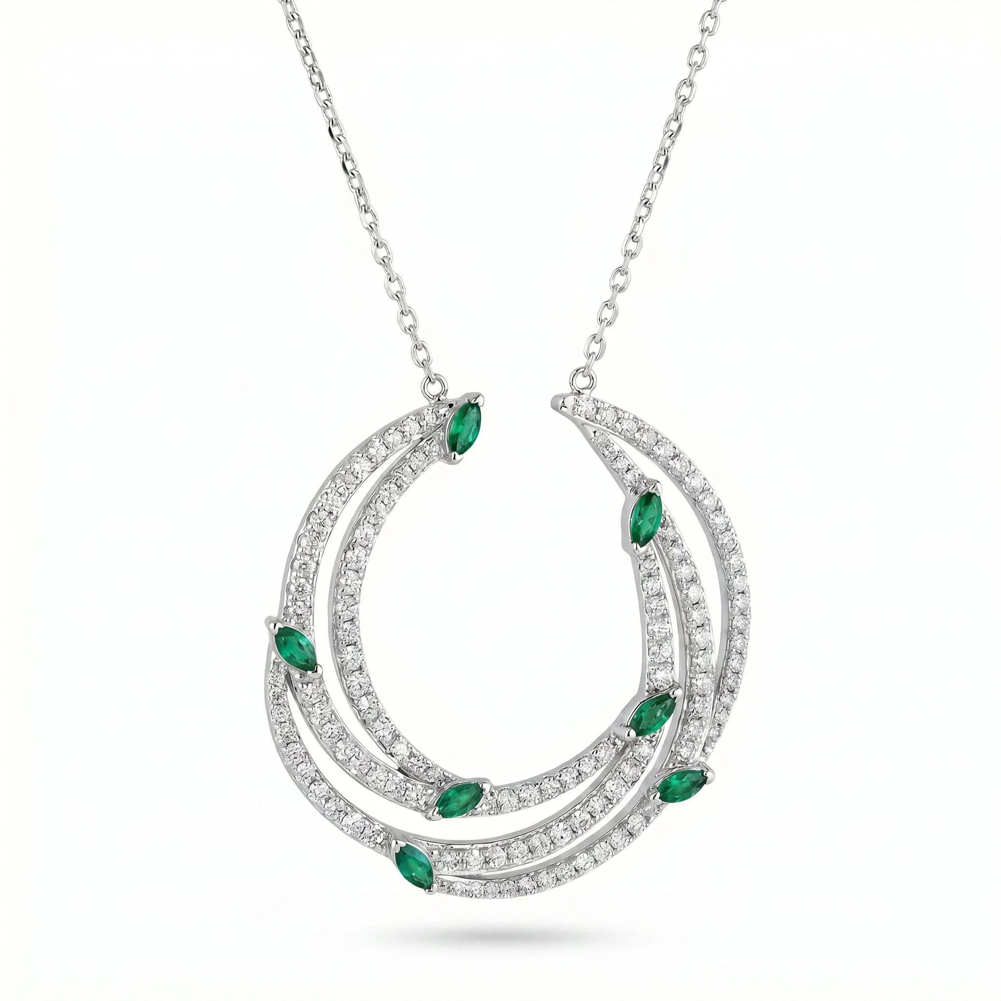 18K White Gold & Diamond With Emerald Pendant (0.90ct) (7.88g)