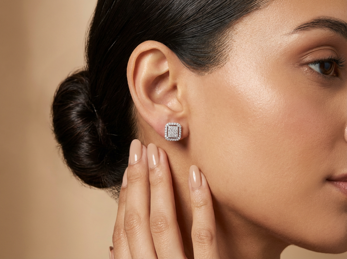 18K White Gold & Diamond Earrings (0.64ct)