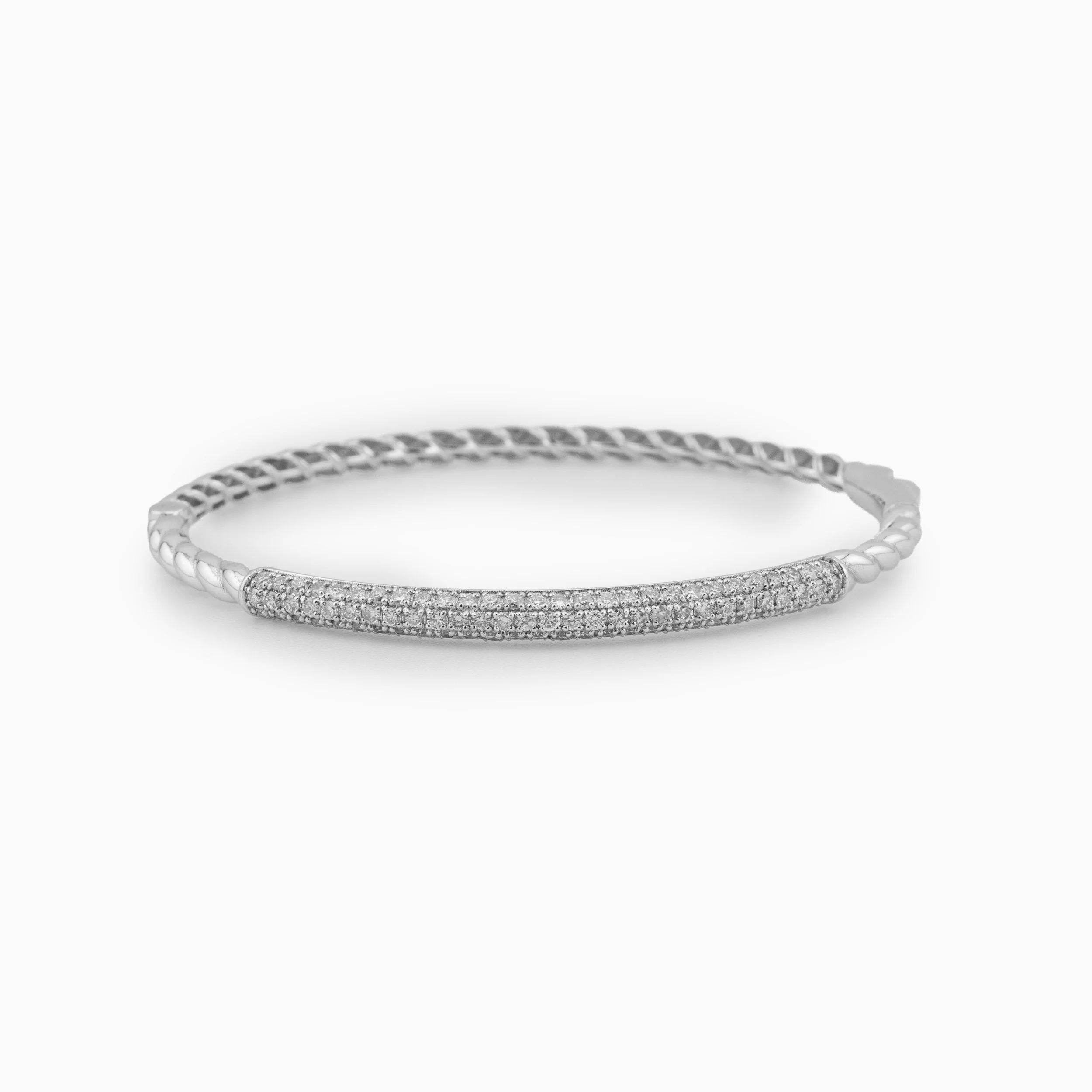 18K White Gold & Diamond Bangle (1.31ct)