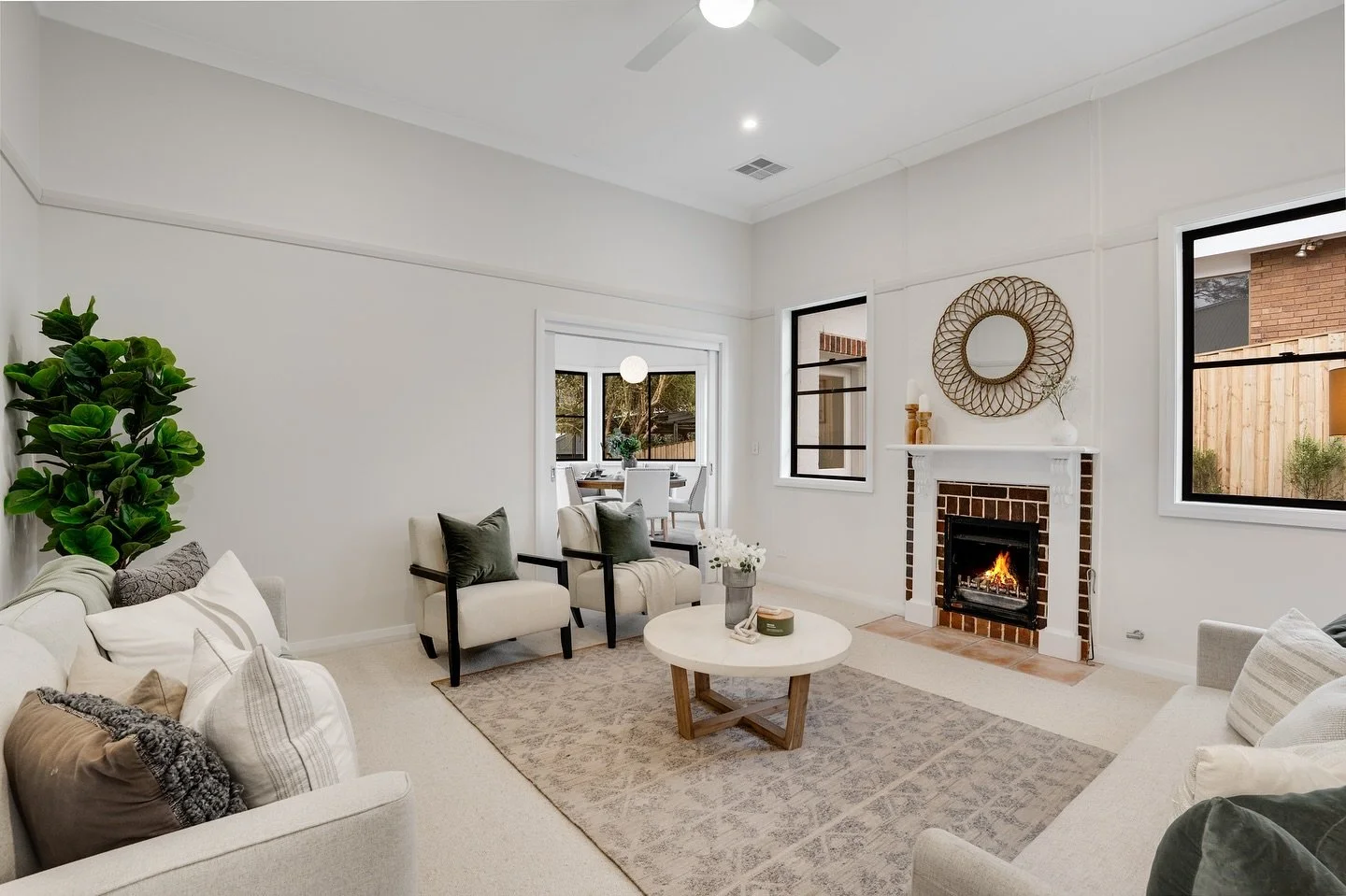 Holly St, Bowral renovation project:
The client wanted to do this place up to sell. We were given a budget and went on our way, smashing this one out in a couple of months. Everything you see is brand new! Whether a big renovation or small we can hel