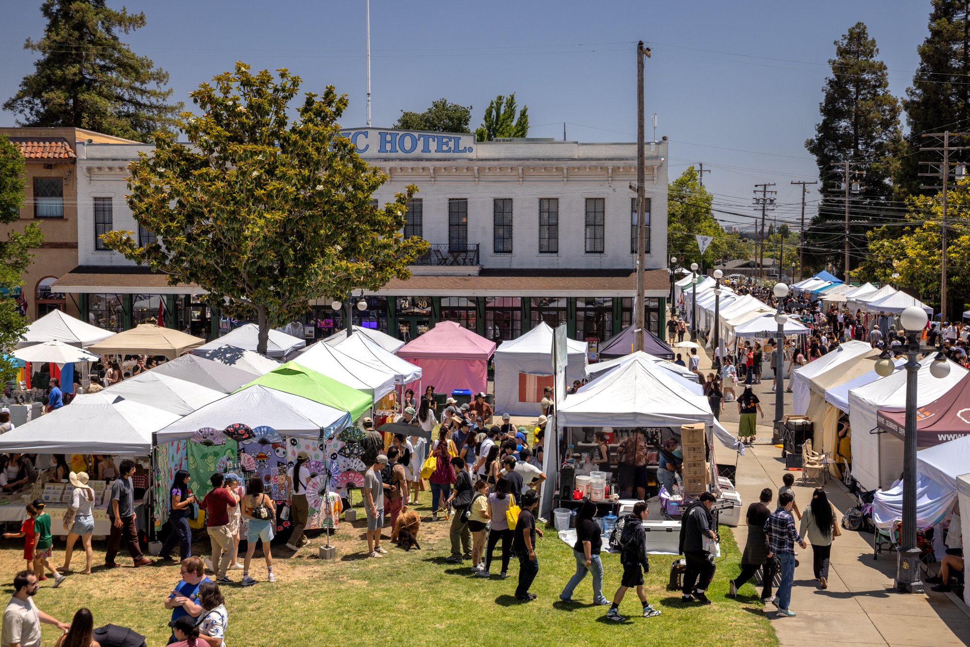 Moveable Feast: Taylor Street Night+Market