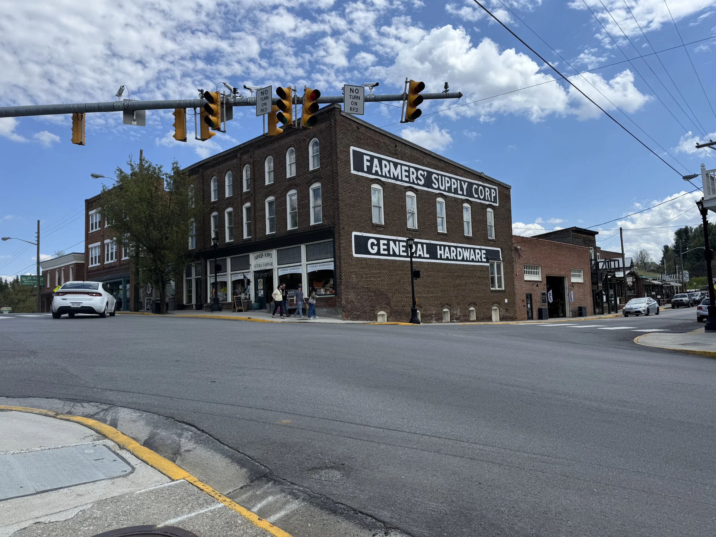 Floyd stoplight.jpeg