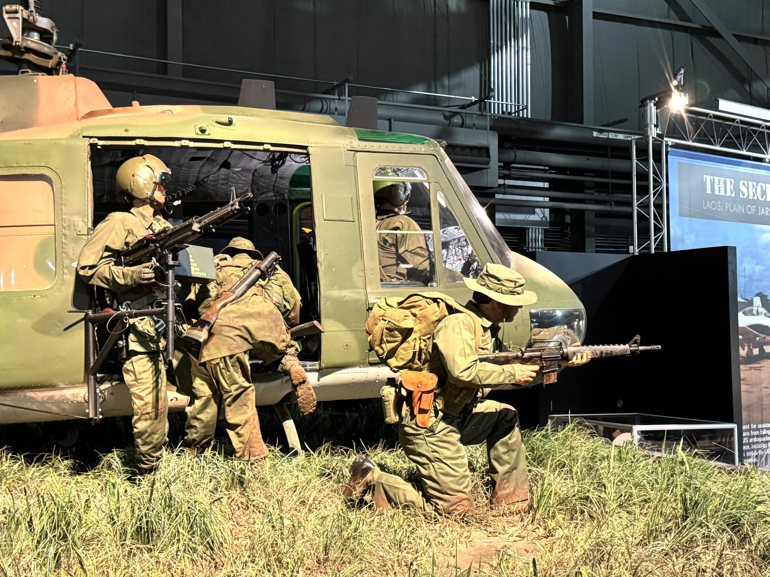 Soldiers by chopper.jpeg